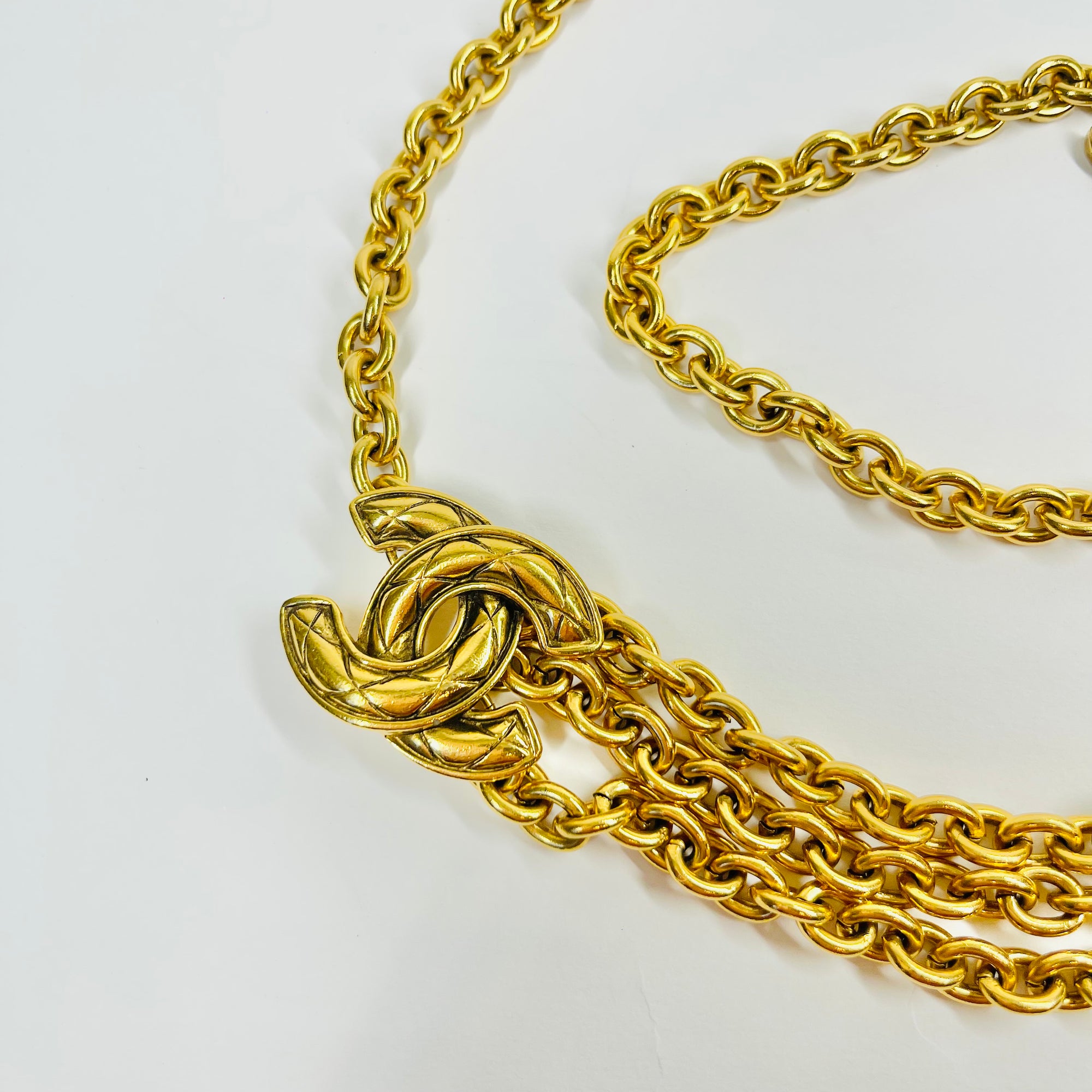 1990s CHANEL MATELASSE GOLD PLATED LOGO BELT
