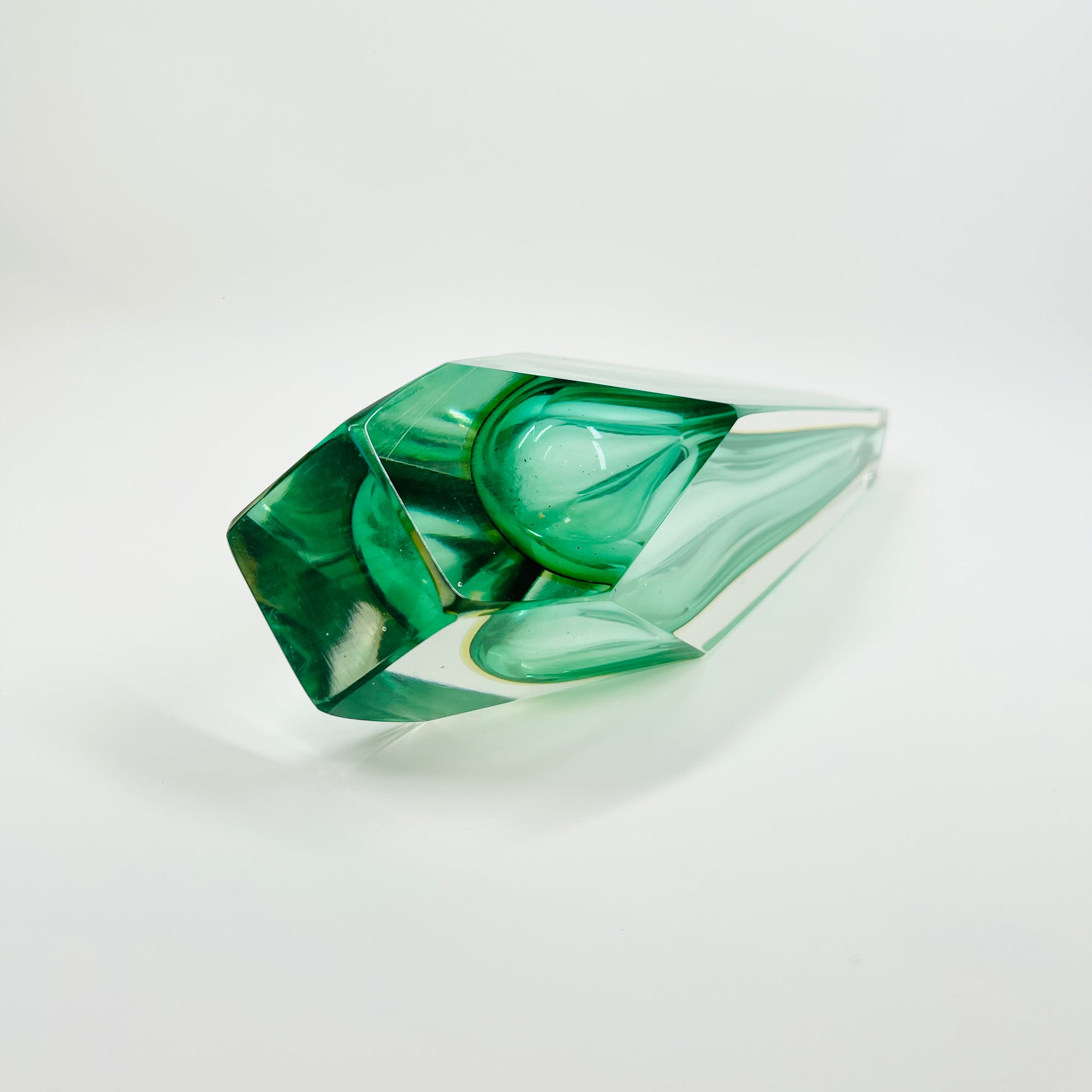 1980s TURQUOISE YELLOW SOMMERSO GLASS HEXAGON MANDRUZZATO VASE