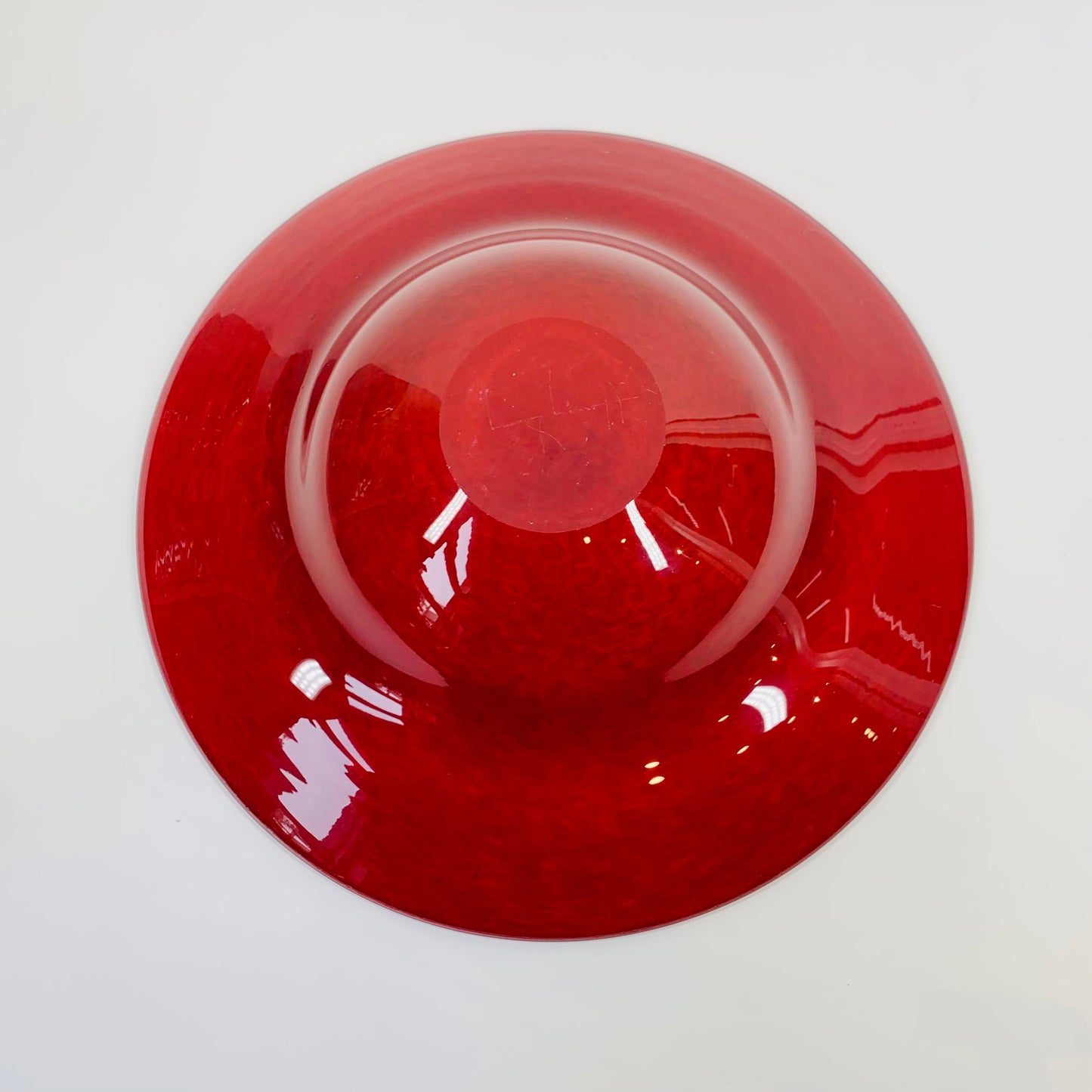 VINTAGE HENRY DEAN CASED RED BOWL