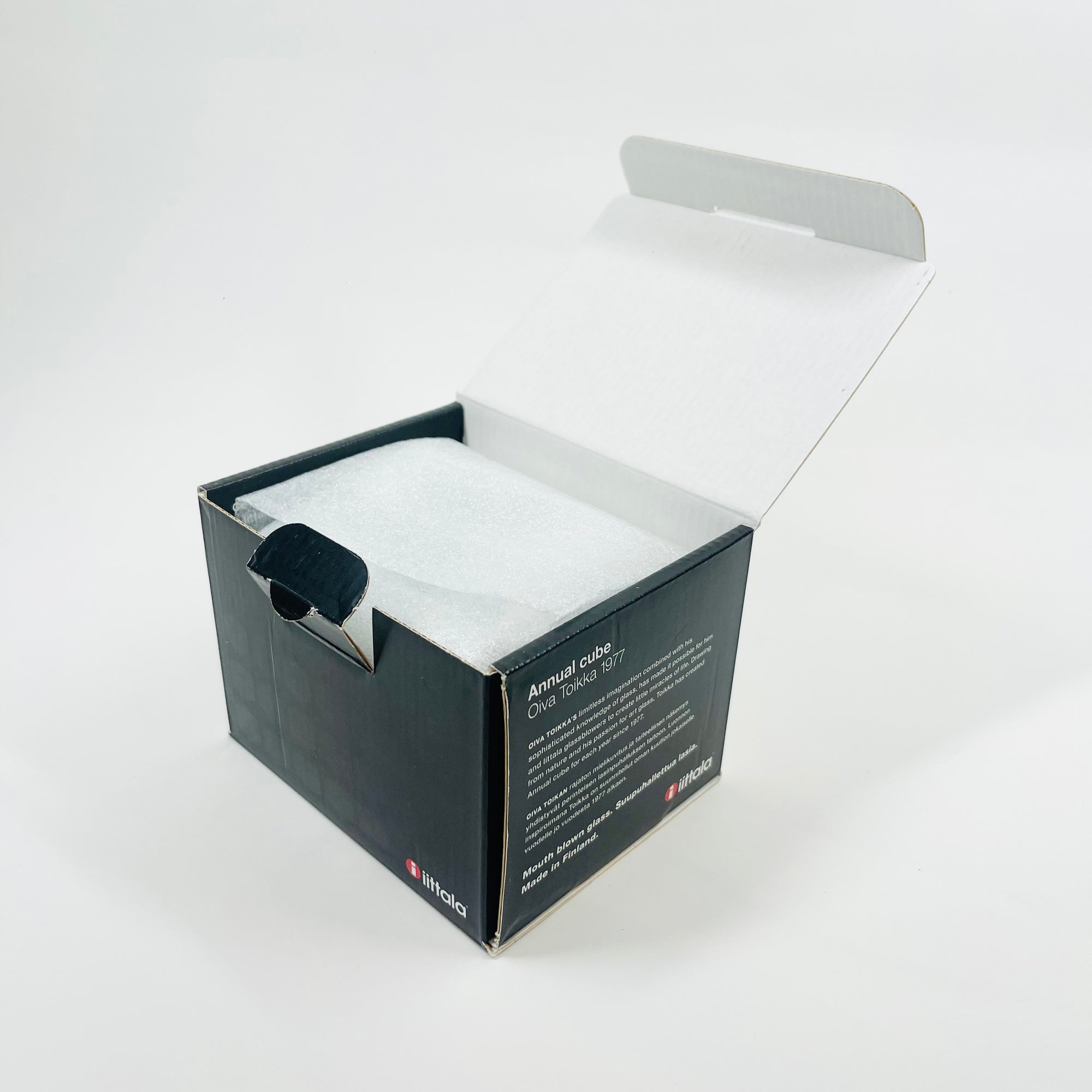IITTALA ANNUAL CUBE 2019