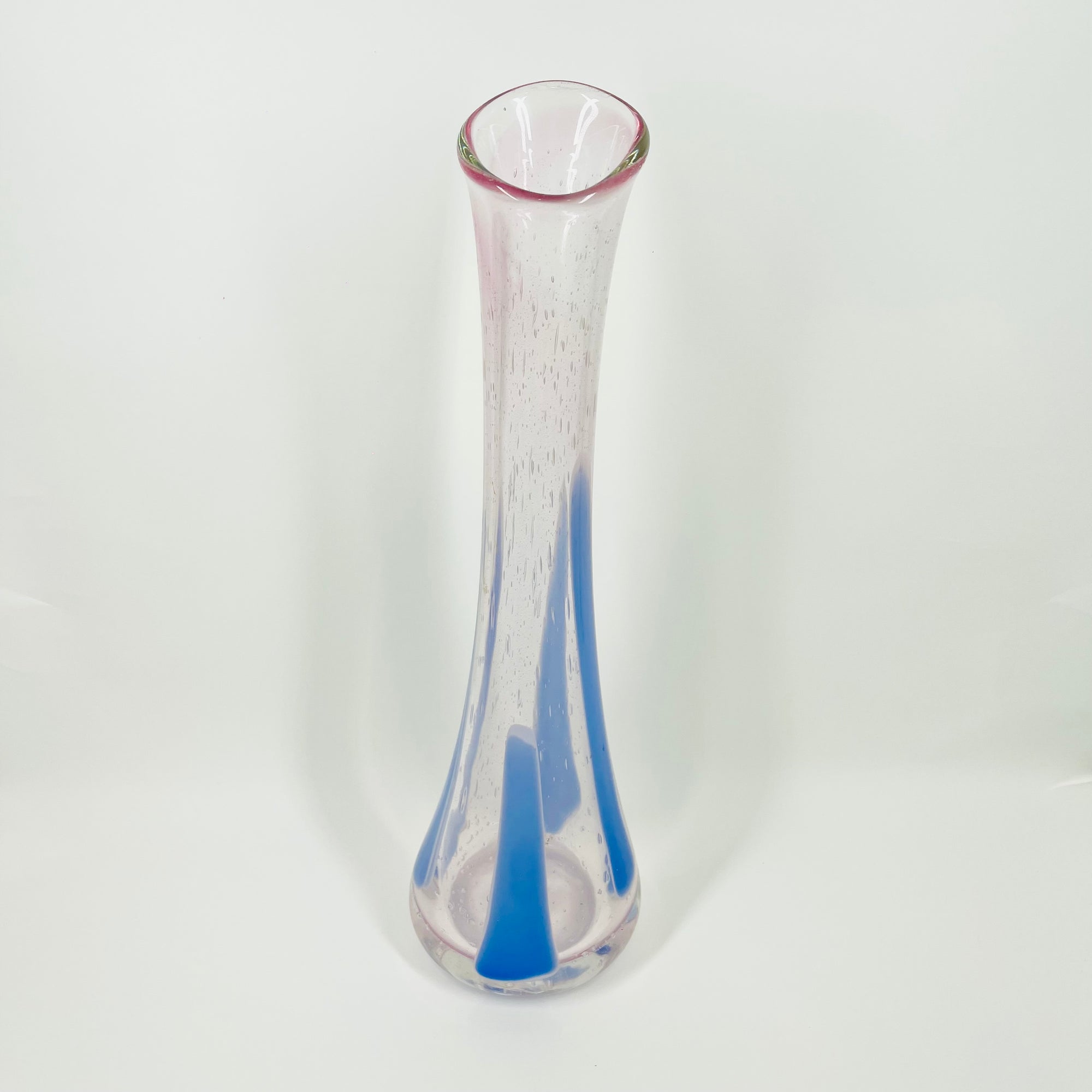 1980s AUSTRALIAN MOUTH BLOWN PINK BLUE ABSTRACT ART GLASS SWUNG VASE BY STEPHEN MORRIS