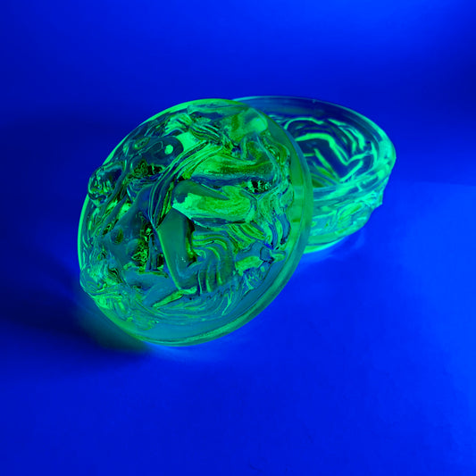 URANIUM GLASS BACCANTES NUDE BOX