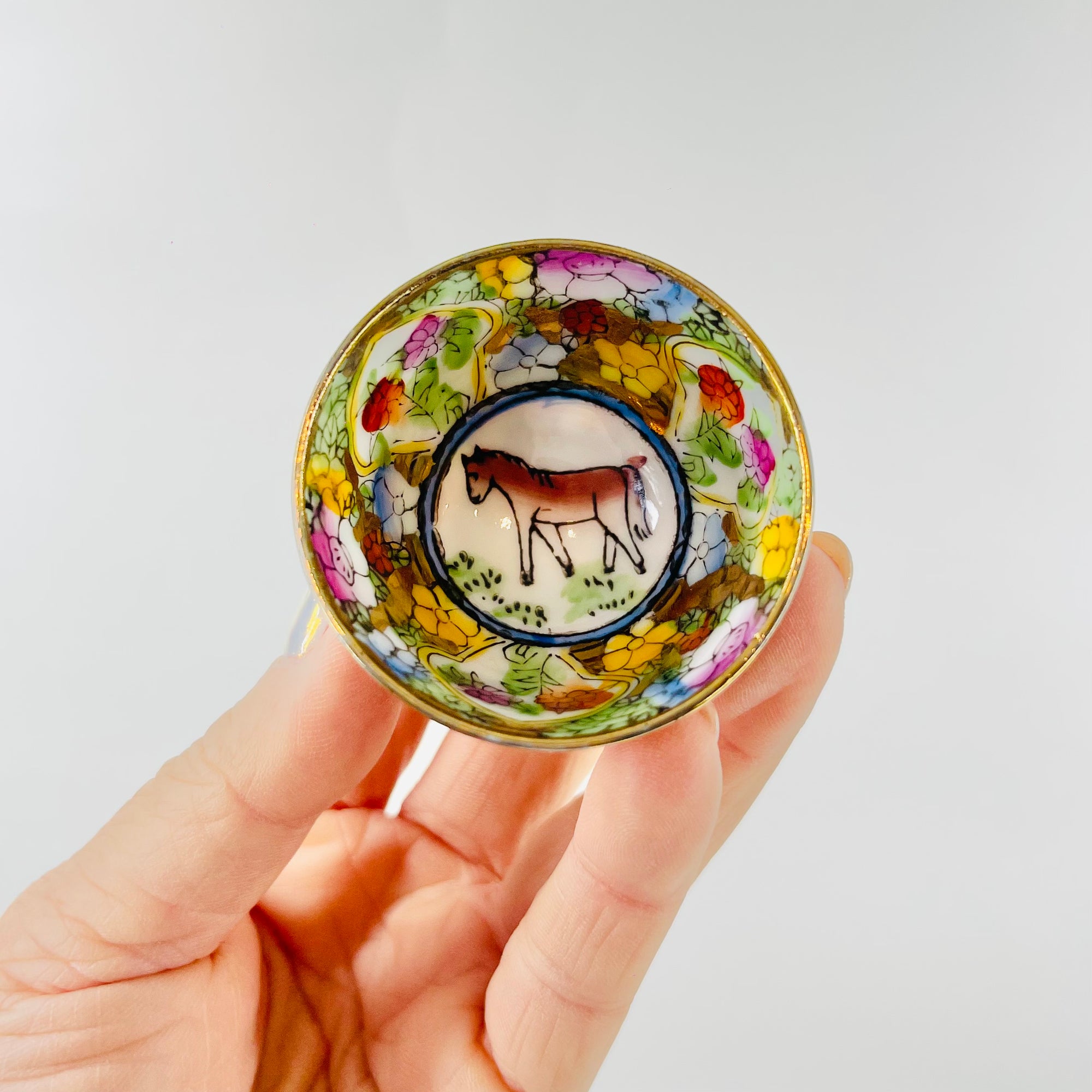 ANTIQUE CHINESE ZODIAC PORCELAIN MINI BOWL
