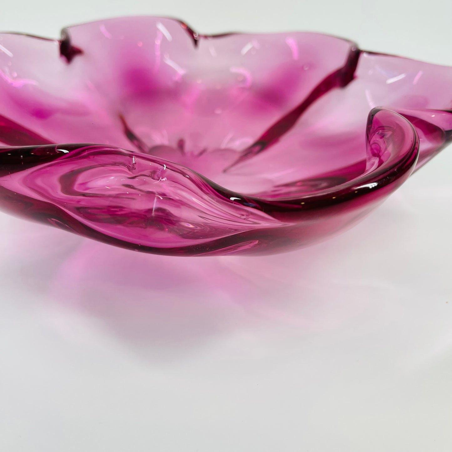 1970s PINK MURANO GLASS FLOWER BOWL