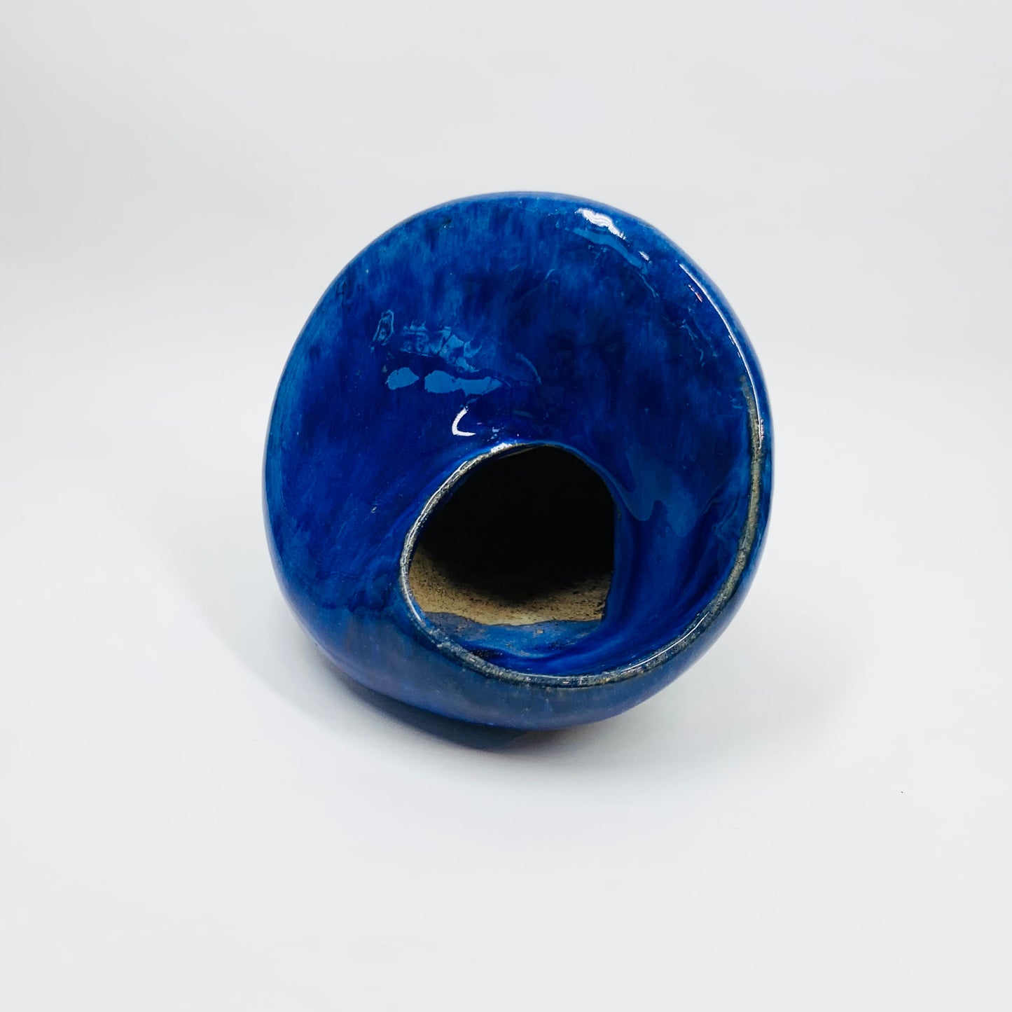 1970s COBALT BLUE POTTERY SHELL