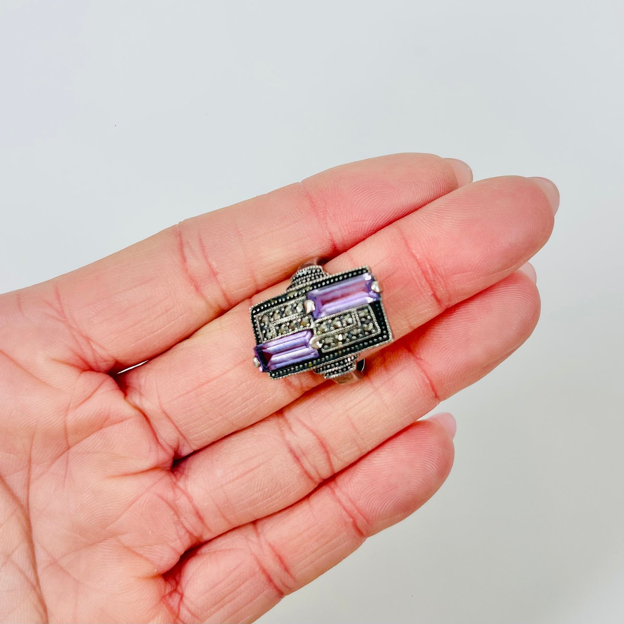 ANTIQUE ART DECO SILVER MARCASITE AMETHYST COCKTAIL RING