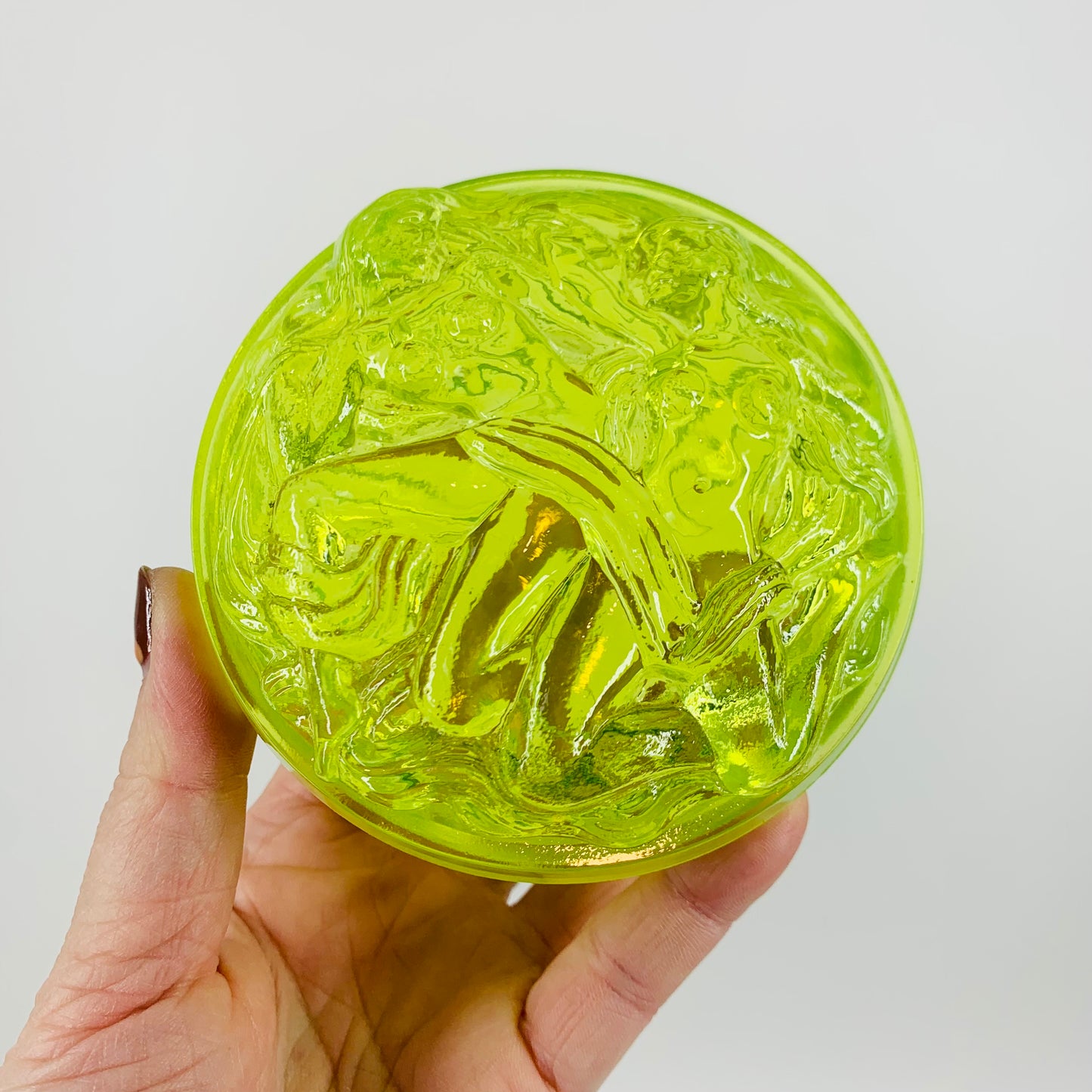 URANIUM GLASS BACCANTES NUDE BOX