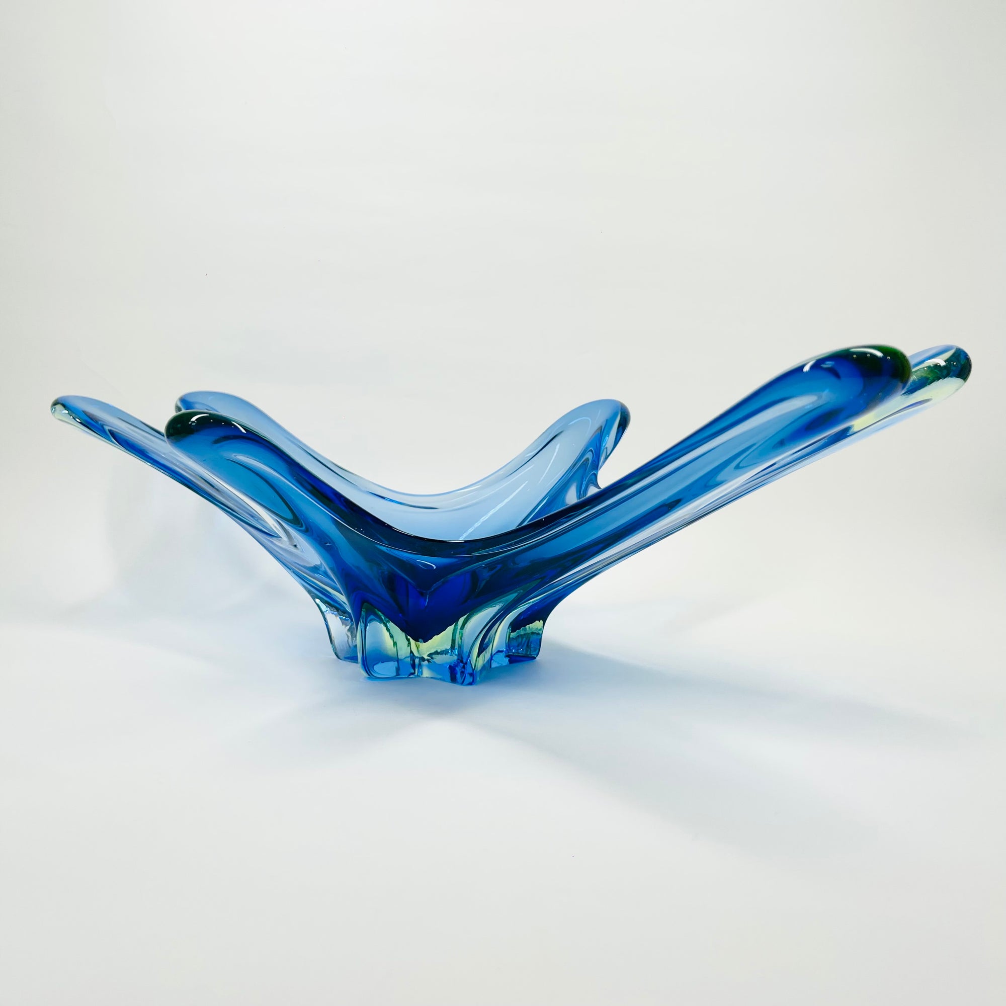 X-LARGE 1940s URANIUM MURANO BLUE SOMMERSO GLASS BOWL