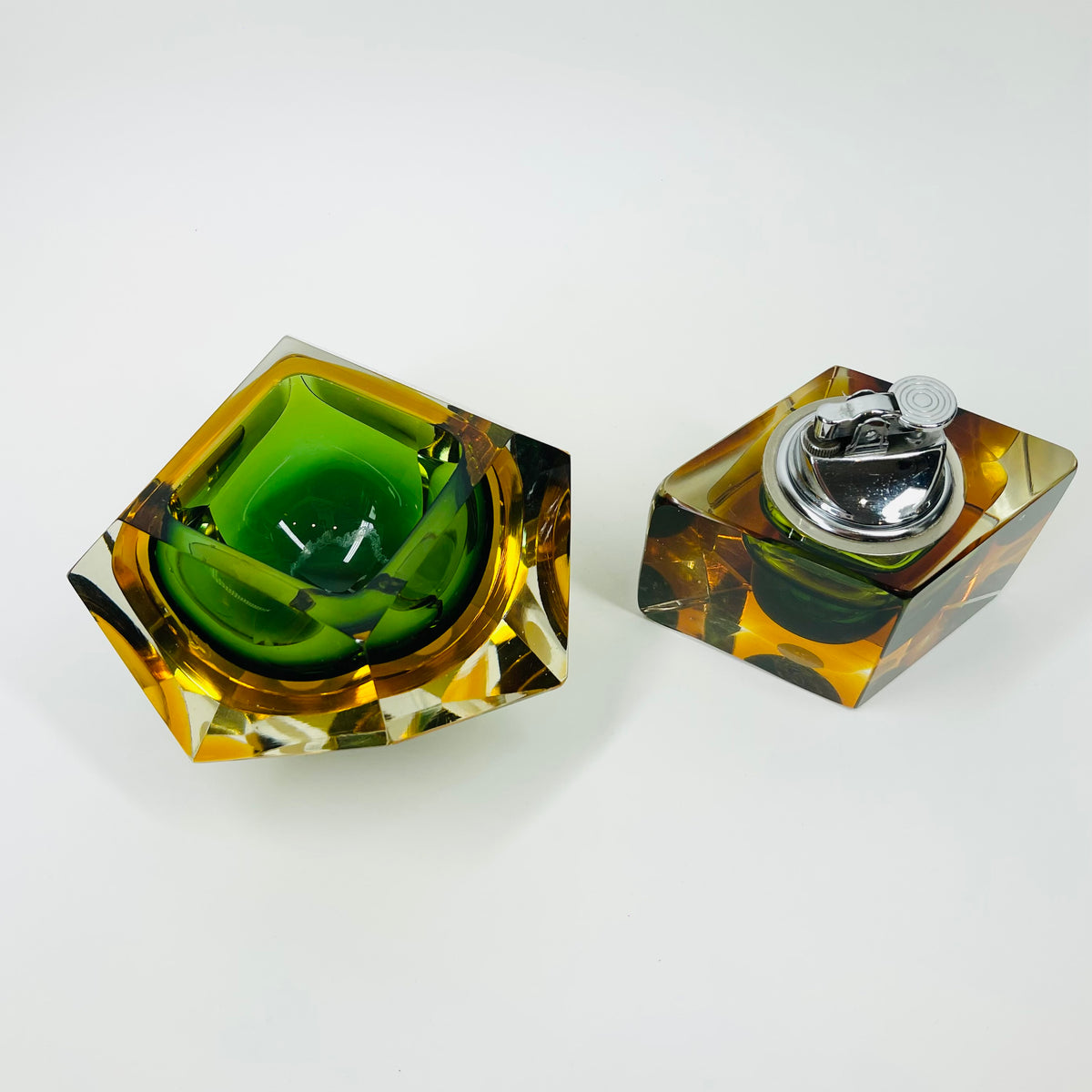 1940s GREEN GOLD AMBER MURANO MANDRUZZATO SOMMERSO FACETED GLASS LIGHTER BOX
