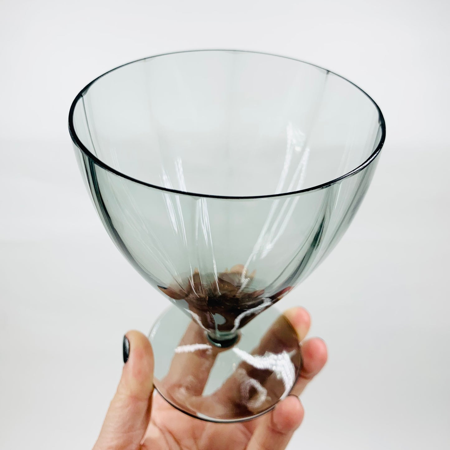 GREY WINE GLASSES