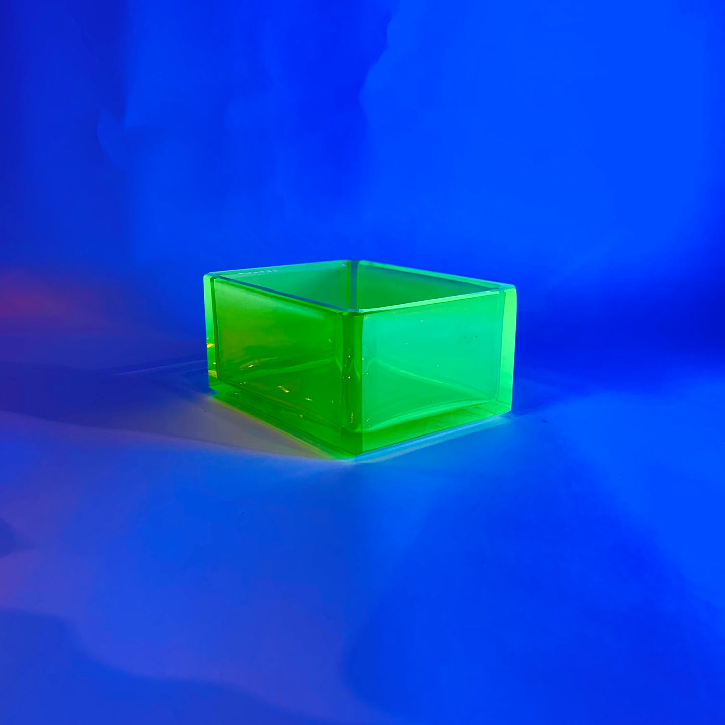 ART DECO URANIUM GLASS BOX