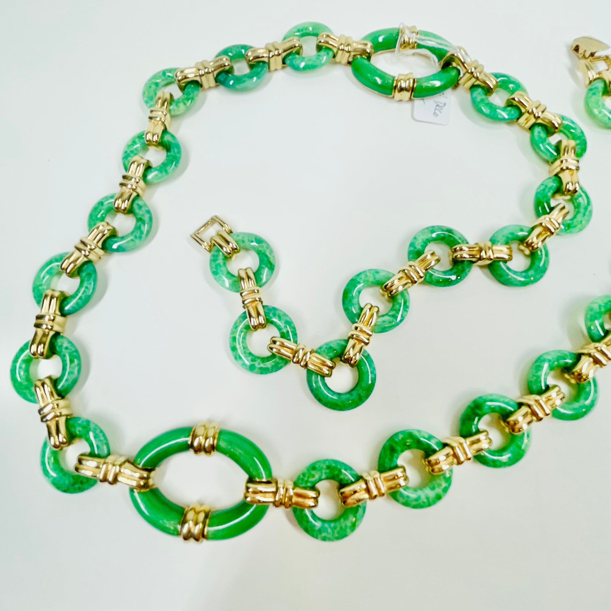 ANTIQUE ART DECO CINER GOLD PLATED JADE GLASS NECKLACE/BELT