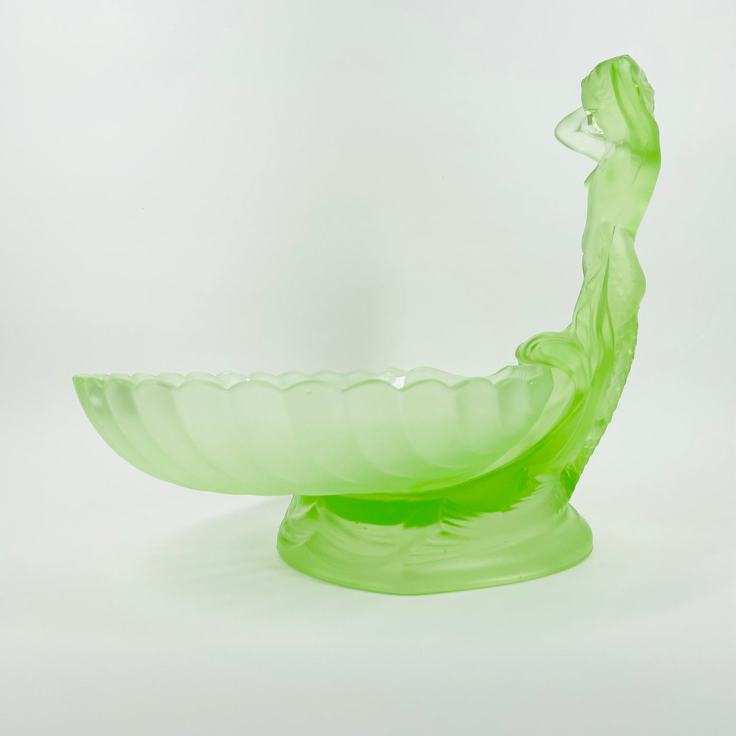 ANTIQUE ART DECO SATIN URANIUM GLASS MERMAID SHELL BOWL