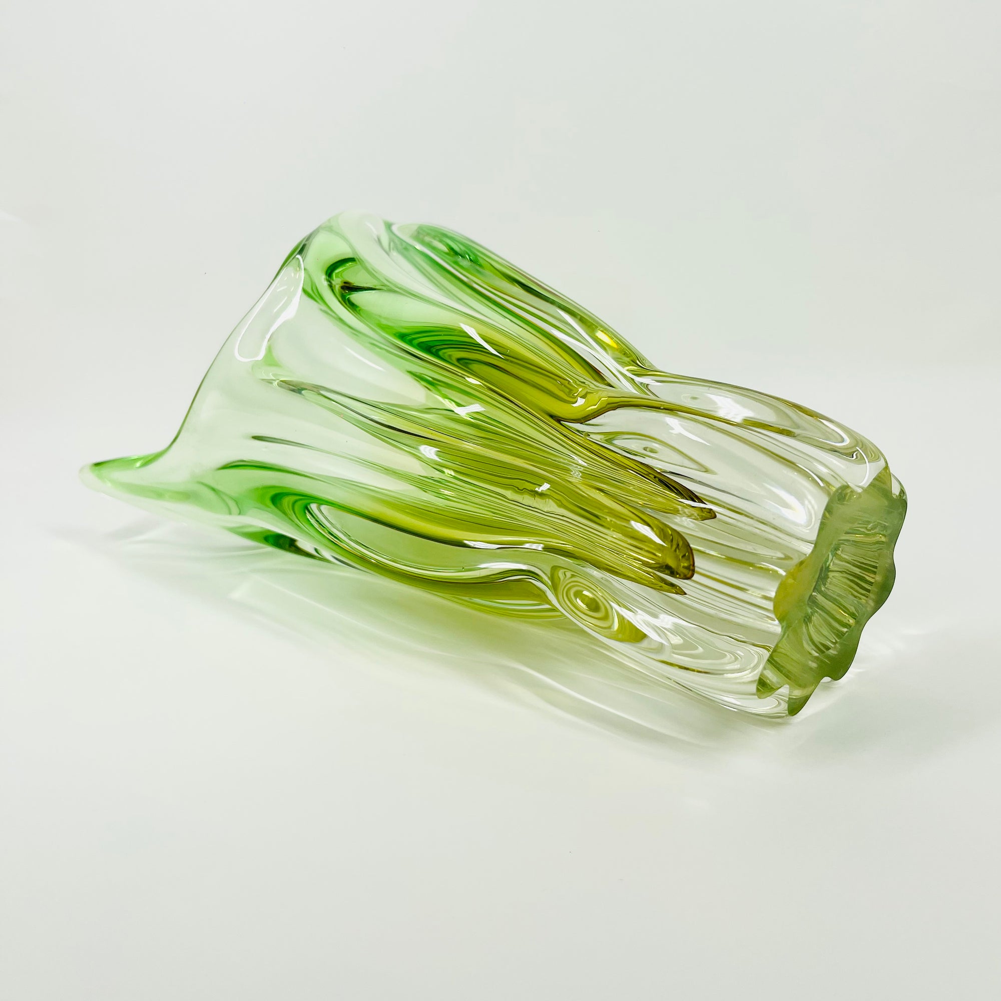 1970s JAPANESE LIME GREEN OMBRE SOMMERSO GLASS VASE