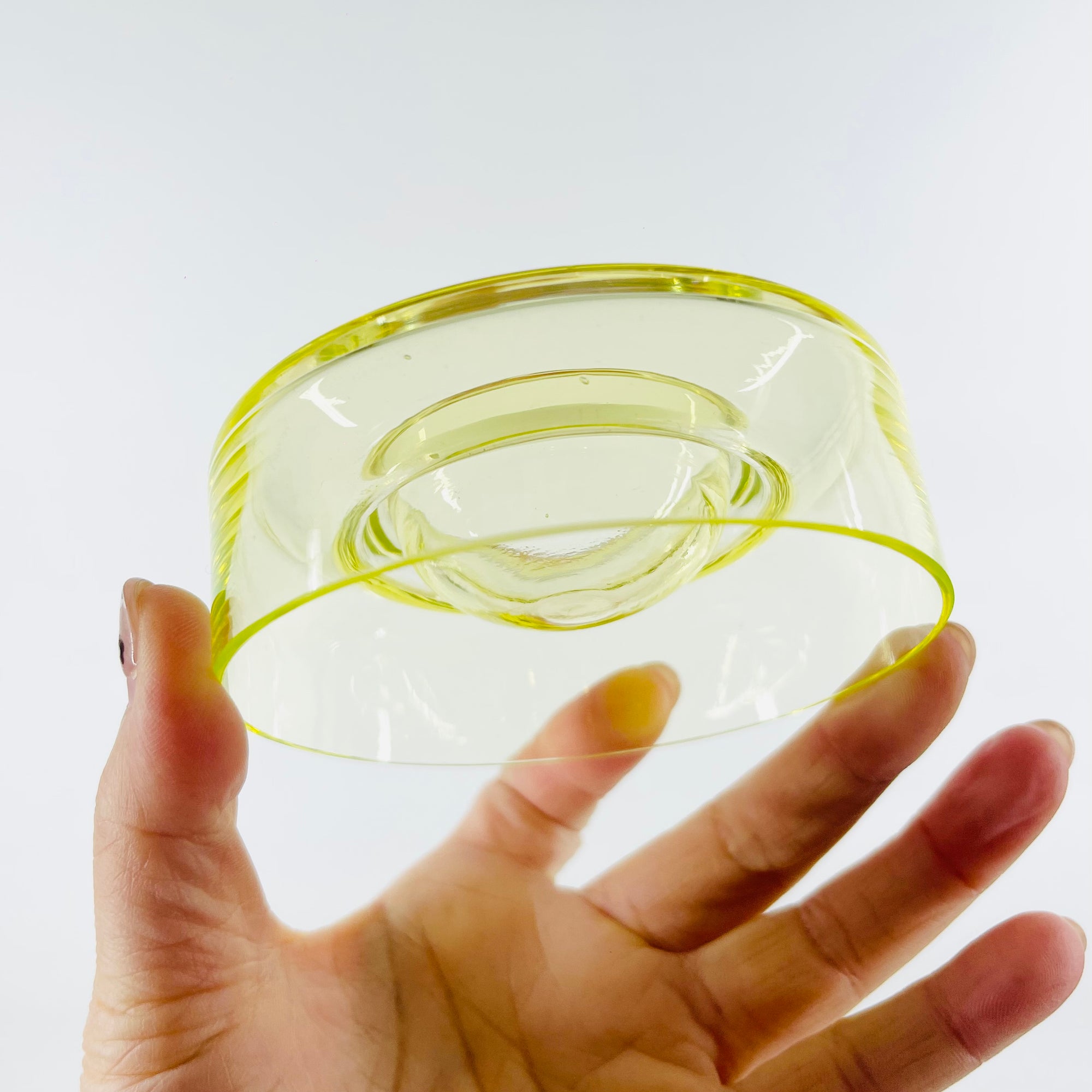 MIDCENTURY FINNISH URANIUM GLASS CAVIAR BOWL BY NANNY STILL FOR RIIHIMAEN LASI
