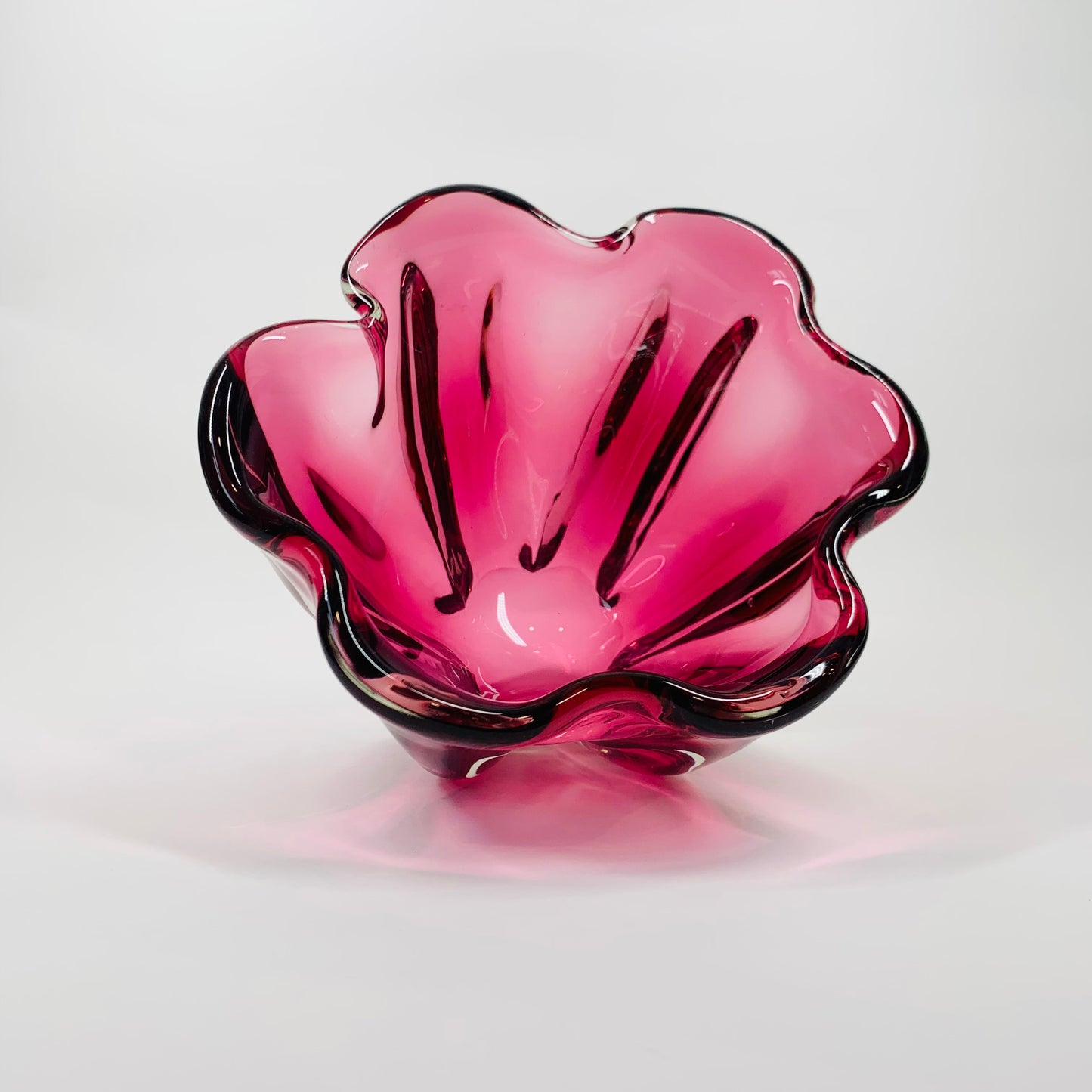 MCM MURANO PINK HANDKERCHIEF GLASS VASE