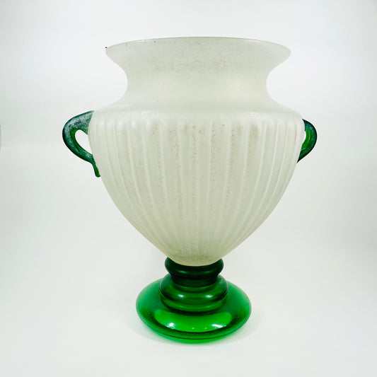 LARGE ANTIQUE ART DECO MURANO SCAVO FOOTED WHITE ACID GLASS VASE WITH GREEN HANDLES