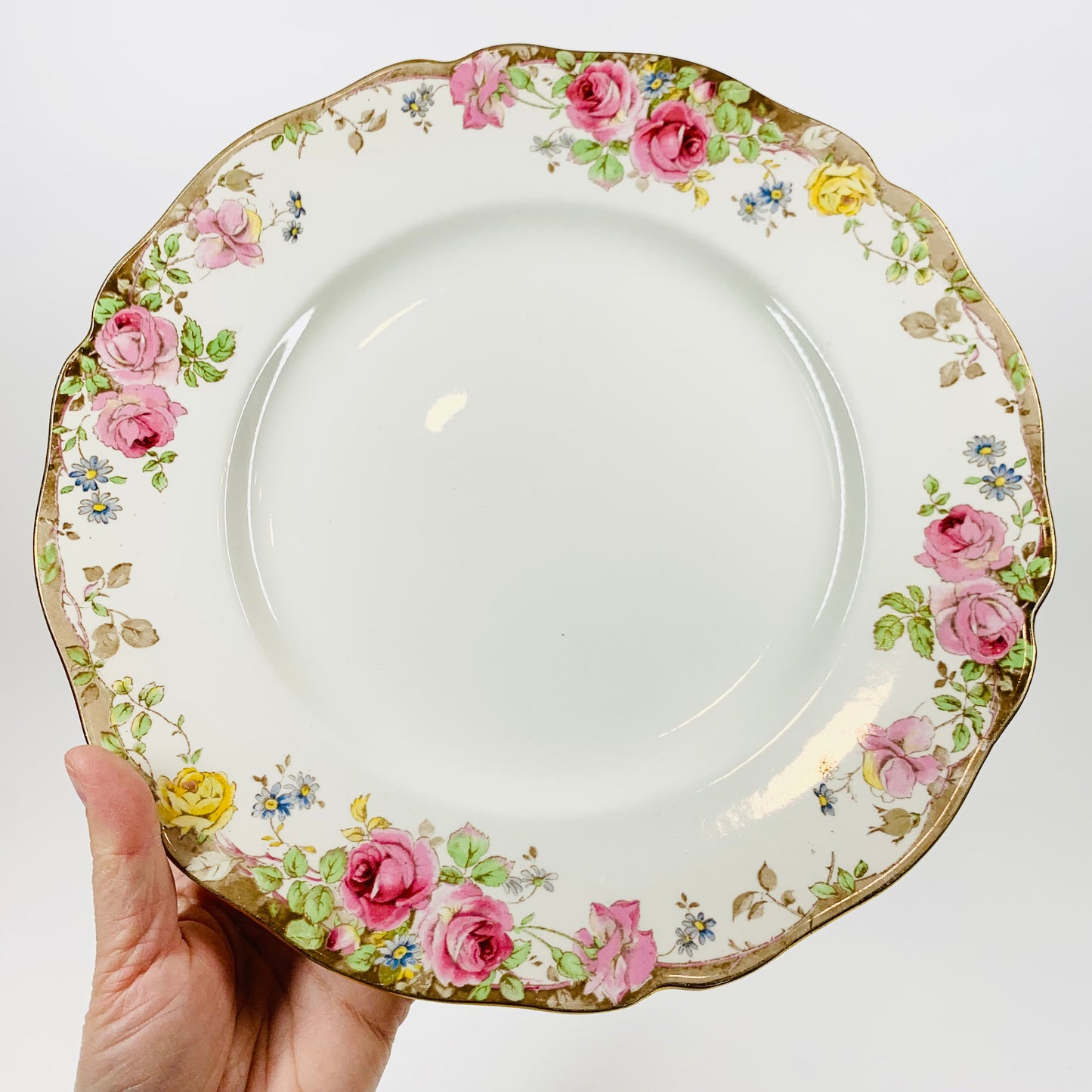 1930s ROYAL DOULTON ENGLISH ROSE DINNER SERVICE