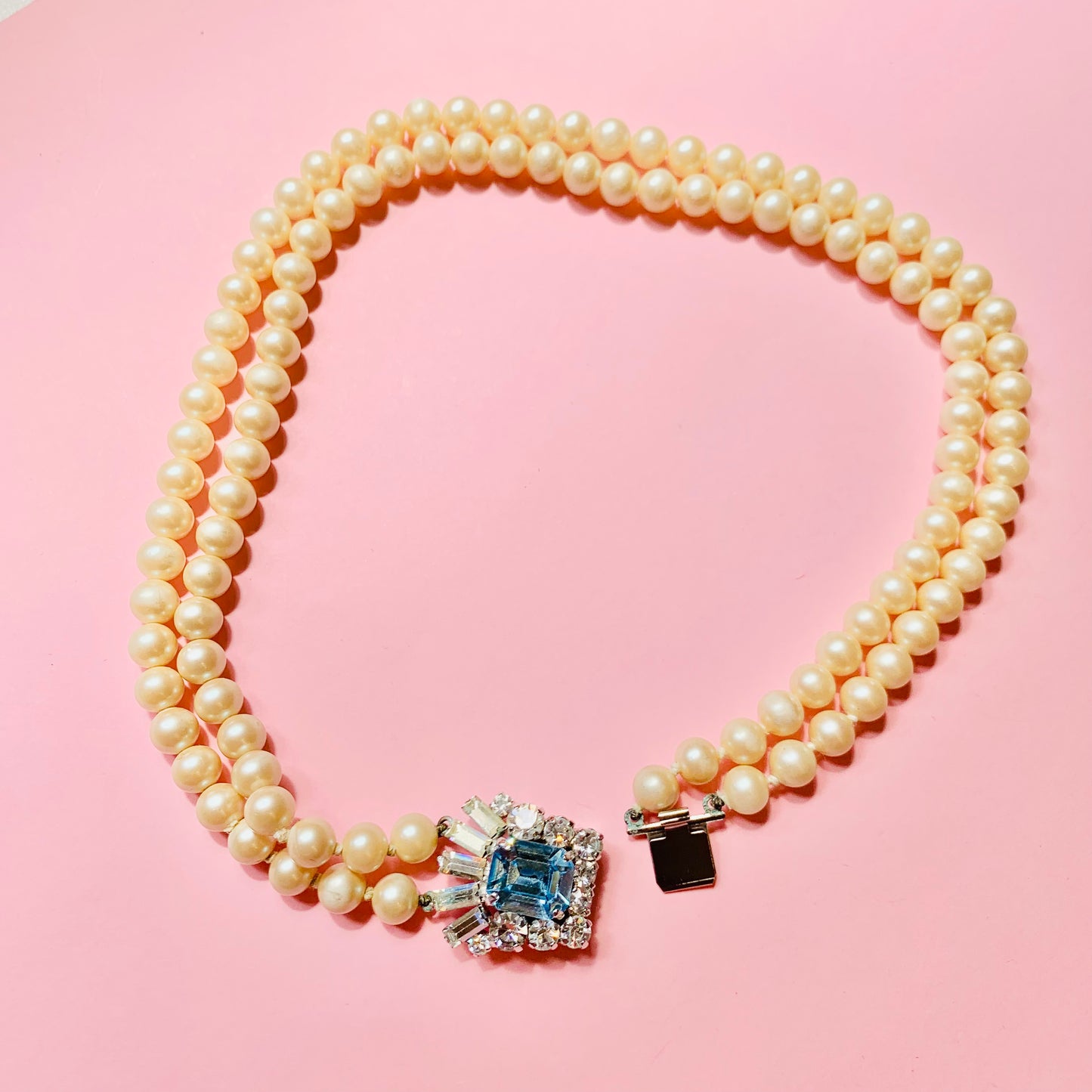 DOUBLE PEARL NECKLACE