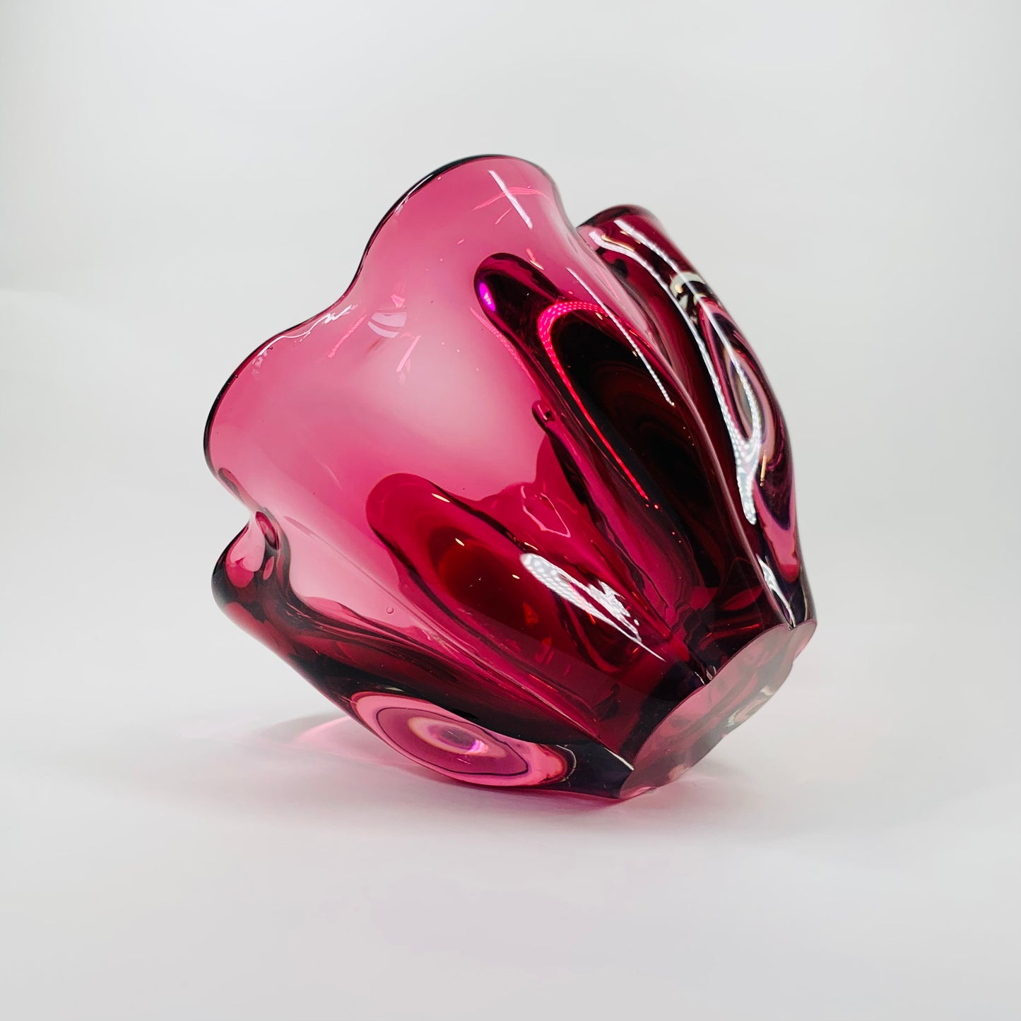 MCM MURANO PINK HANDKERCHIEF GLASS VASE