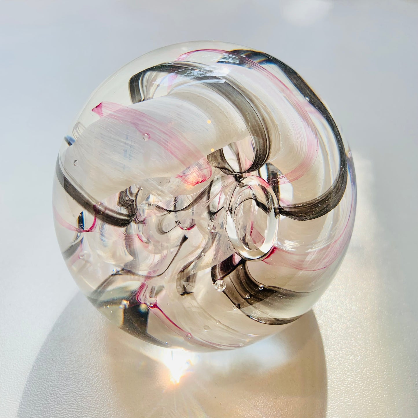 WHITE SWIRLS ABSTRACT PAPERWEIGHT