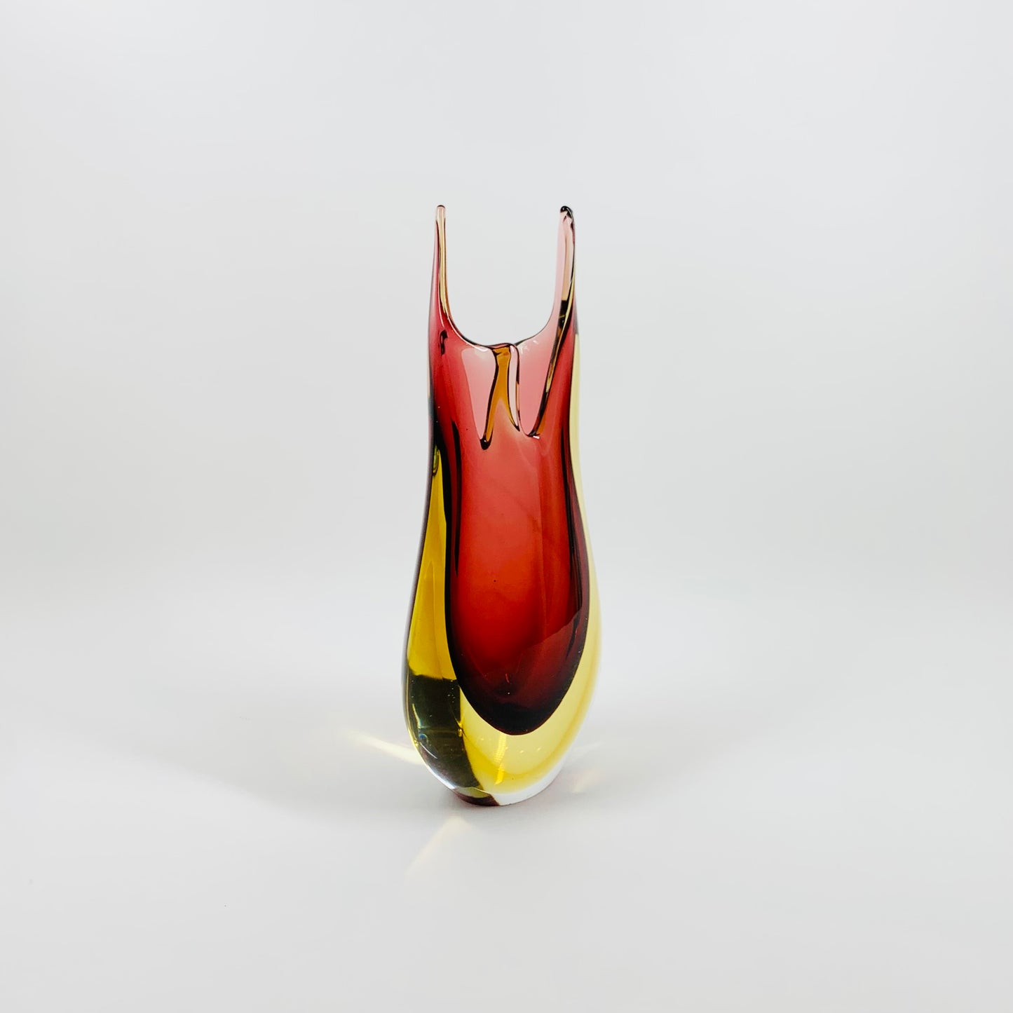 1950s MURANO CRANBERRY GOLD SWUNG GLASS VASE