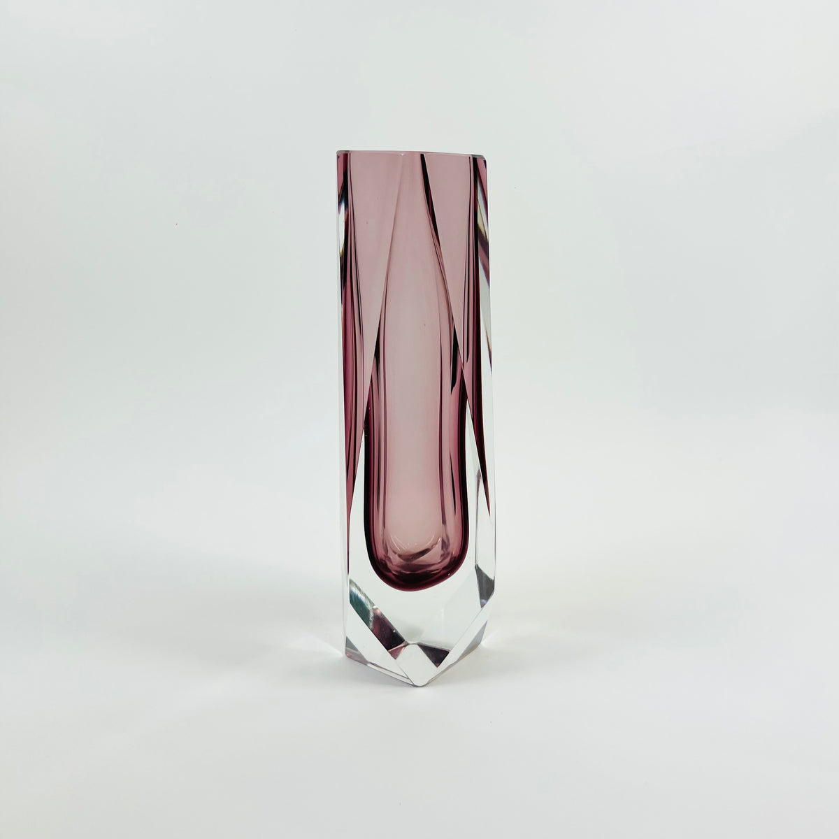 1960s PINK AMETHYST MURANO SOMMERSO FACETED GLASS BLOCK VASE
