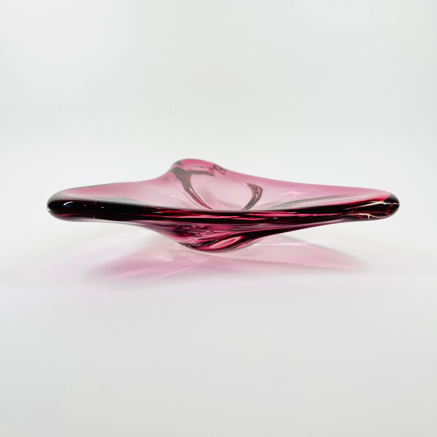 1950s MURANO PINK CRANBERRY GLASS TRIANGULAR PLATE