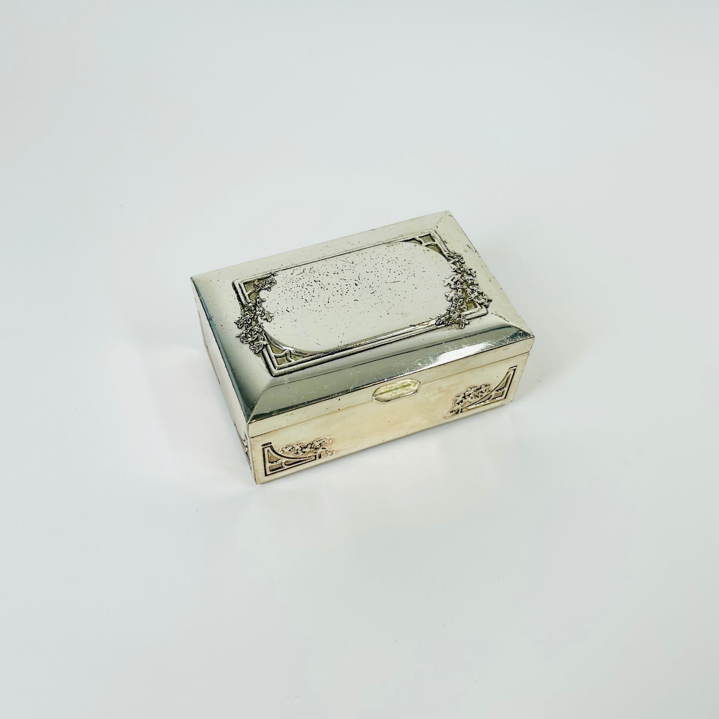 1950s JAPANESE SILVER PLATED LIDDED BOX