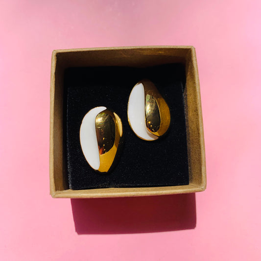 60s WHITE ENAMEL EARRINGS