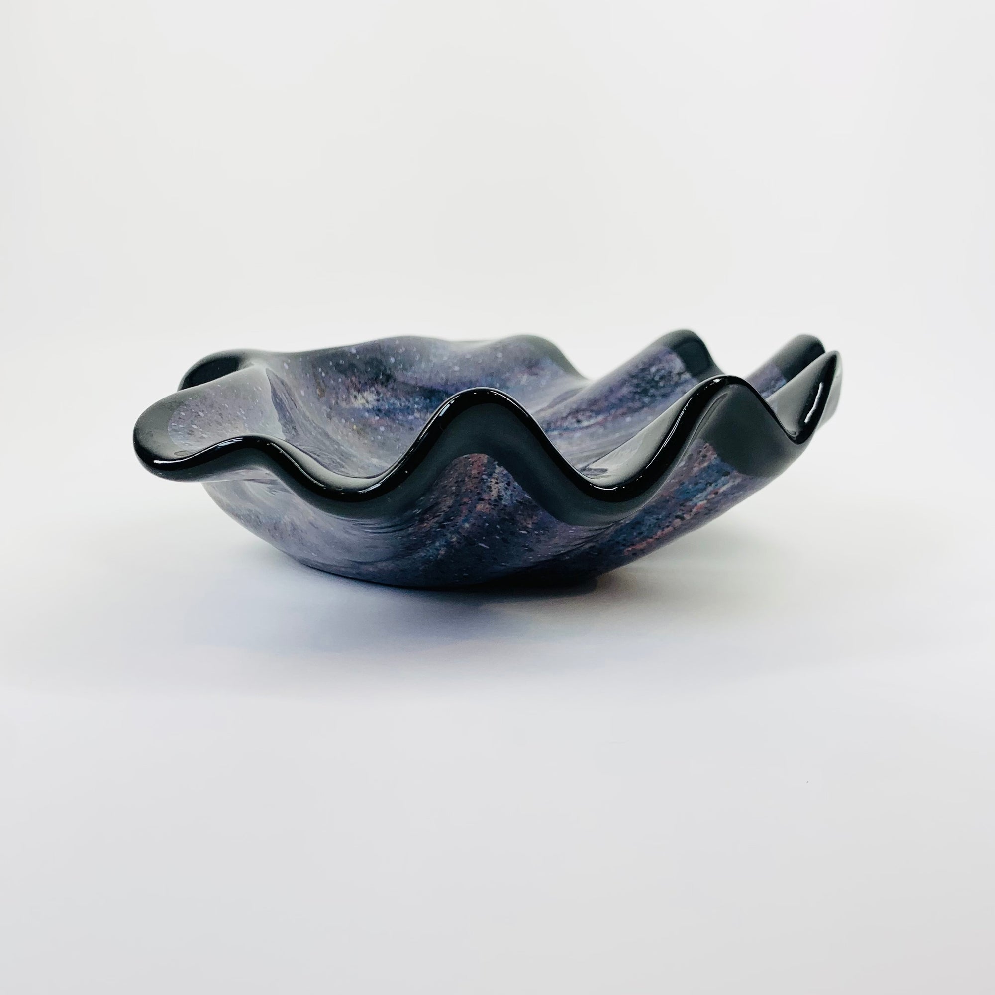 80s BLACK CONFETTI PORCELAIN SHELL BOWL