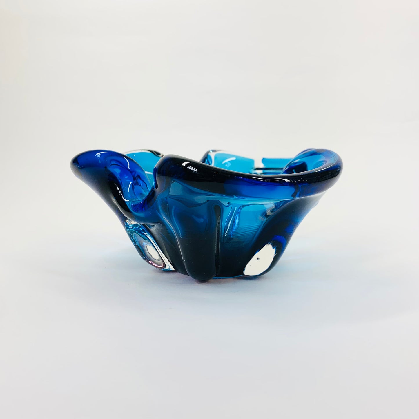 JAPANESE BLUE OMBRE PINCHED BOWL