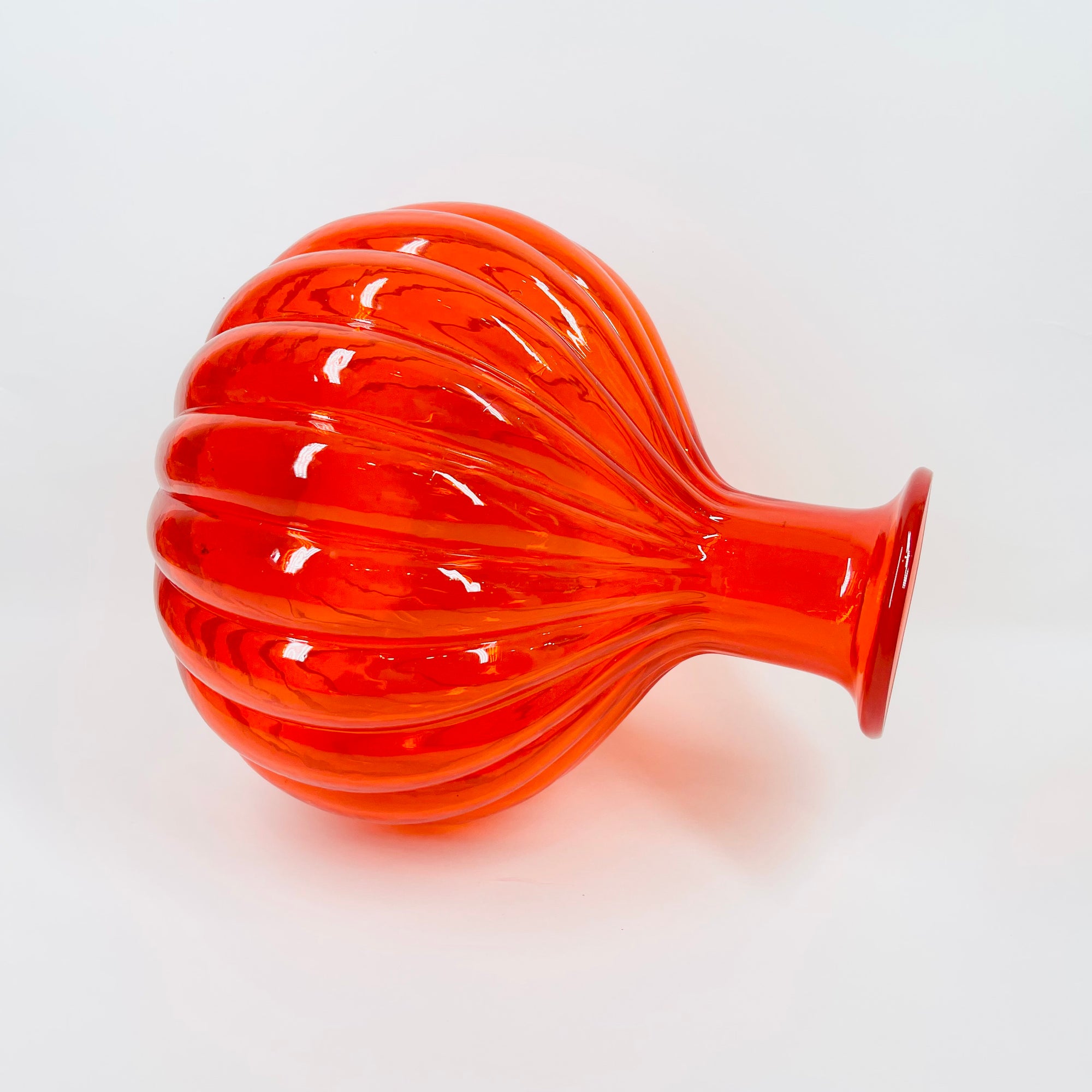 1970s ITALIAN EMPOLI ORANGE RIBBED GLASS ROUND BOTTLE VASE