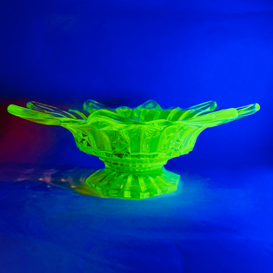 STARBURST URANIUM GLASS BOWL