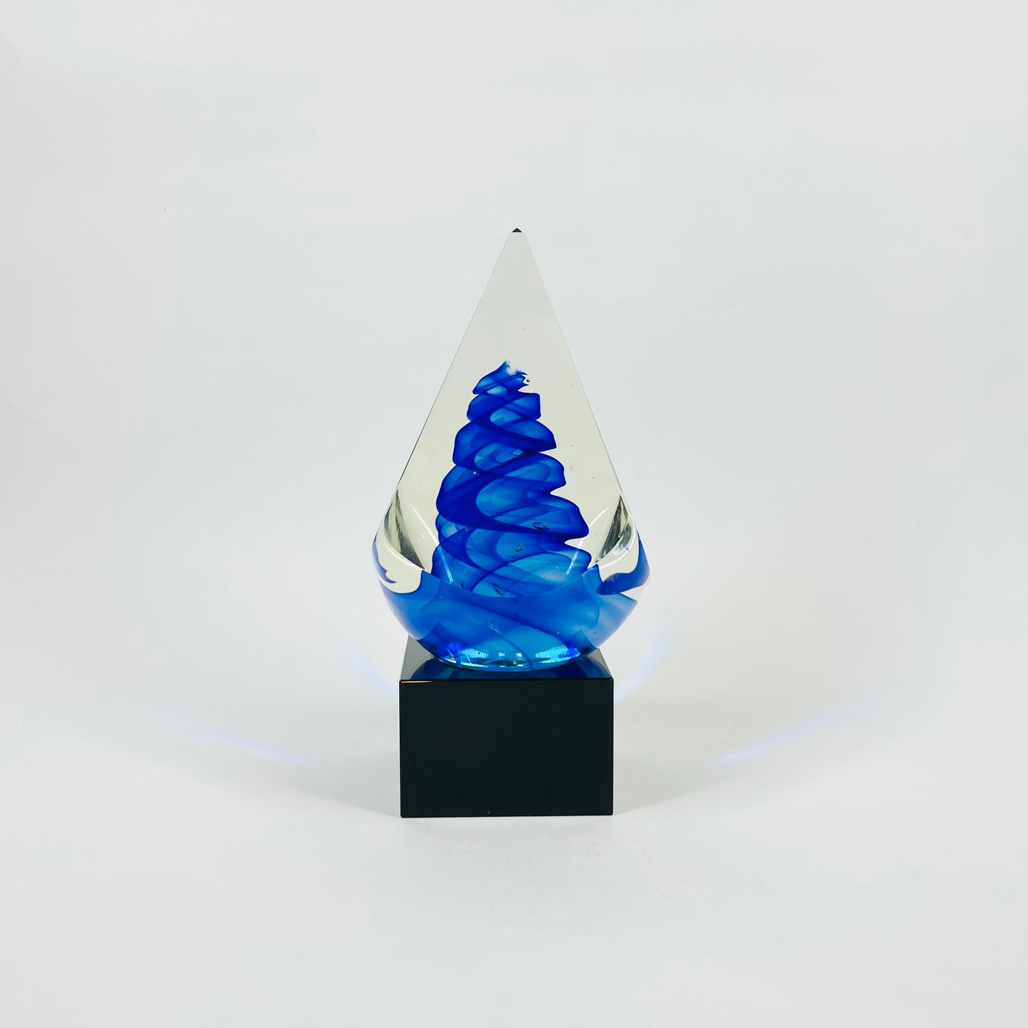 1980s FACETED MURANO COBALT BLUE ART GLASS OBELISK