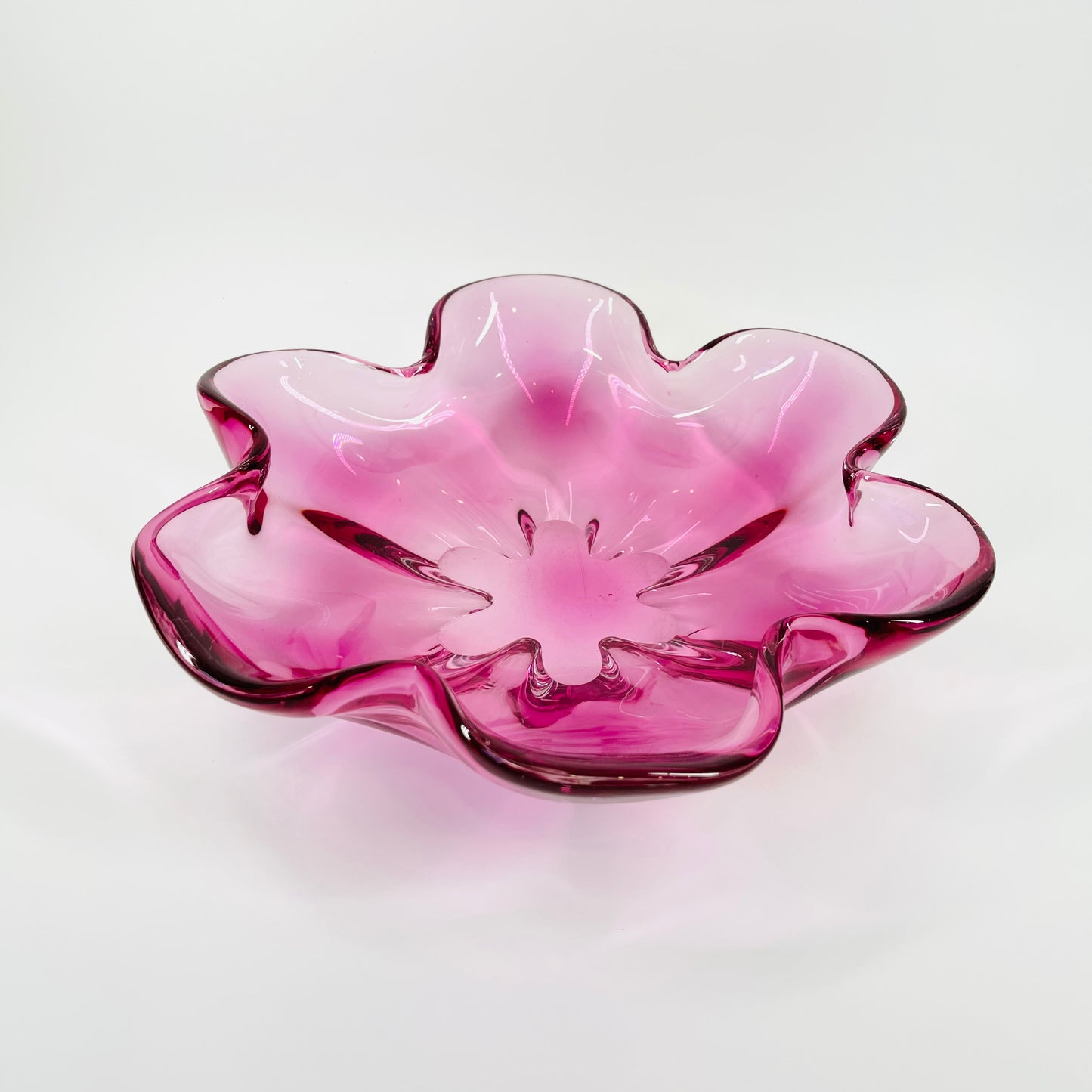 1970s PINK MURANO GLASS FLOWER BOWL