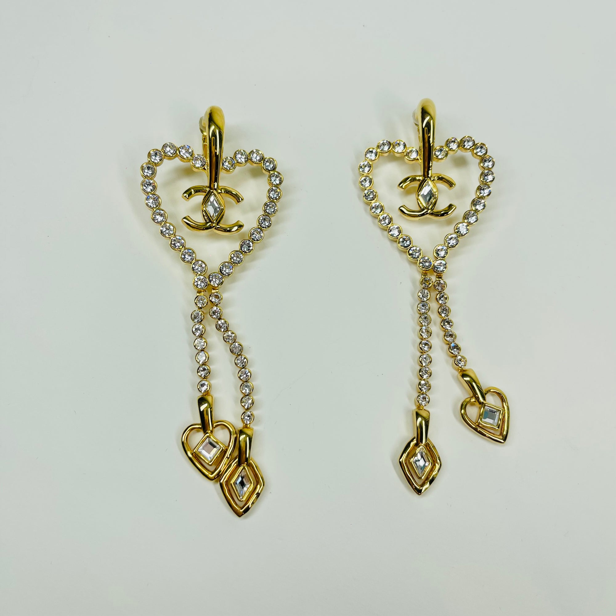 2023 LIMITED EDITION CHANEL LARGE HEART DIAMANTÉ DROP CLIP ON EARRINGS