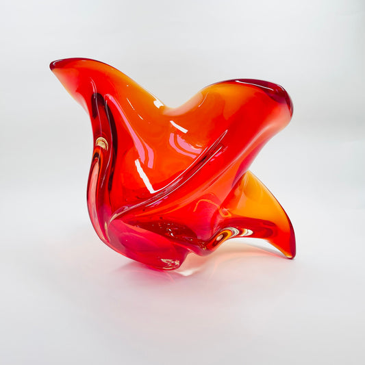 1970s JAPANESE RED ORANGE OMBRE GLASS BOWL