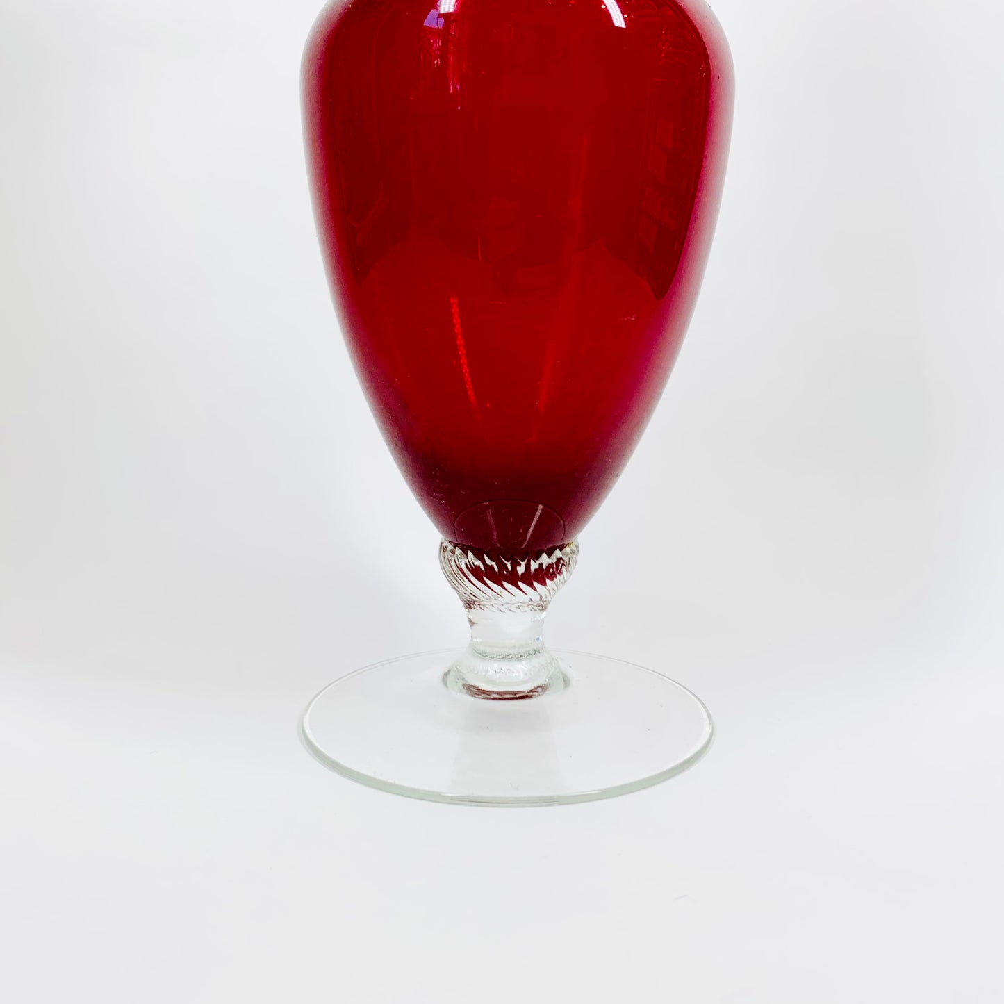 RUBY GLASS DECANTER