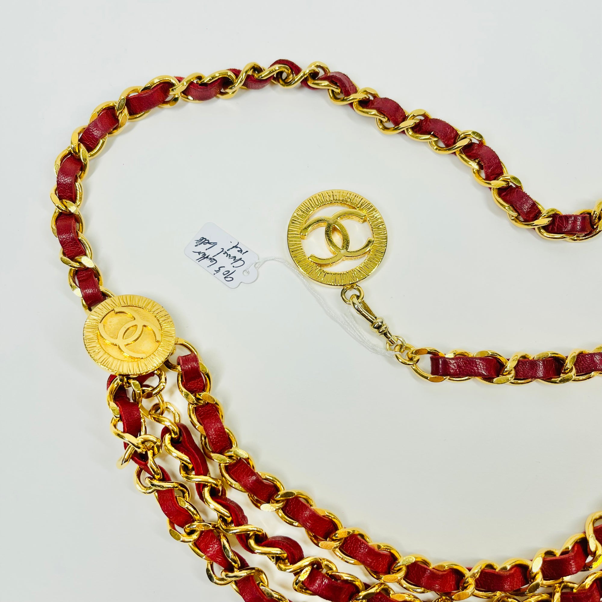 1984 CHANEL MATELASSE RED/BURGUNDY LEATHER GOLD PLATED LOGO BELT