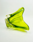 1970s JAPANESE GREEN SOMMERSO GLASS HANDKERCHIEF VASE/BOWL
