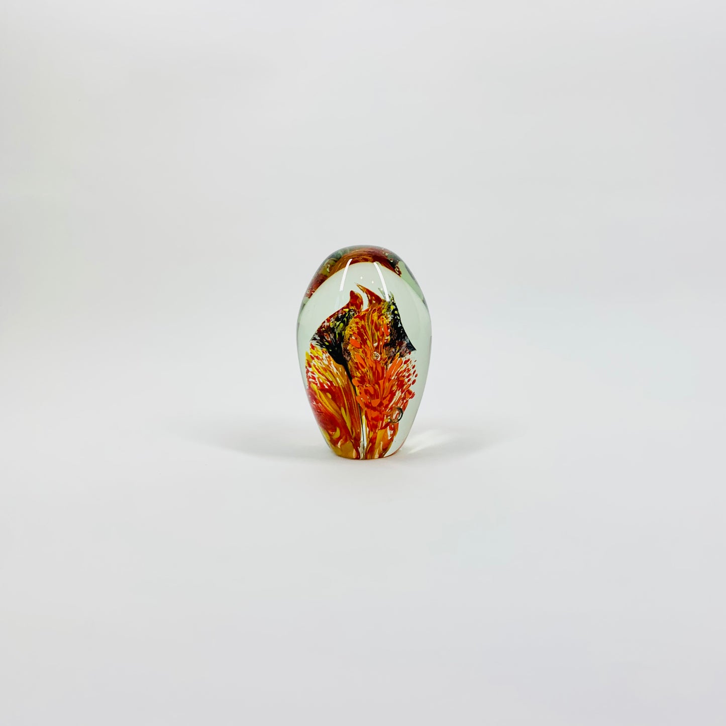 1980s ORANGE SPATTER ART GLASS PAPERWEIGHT