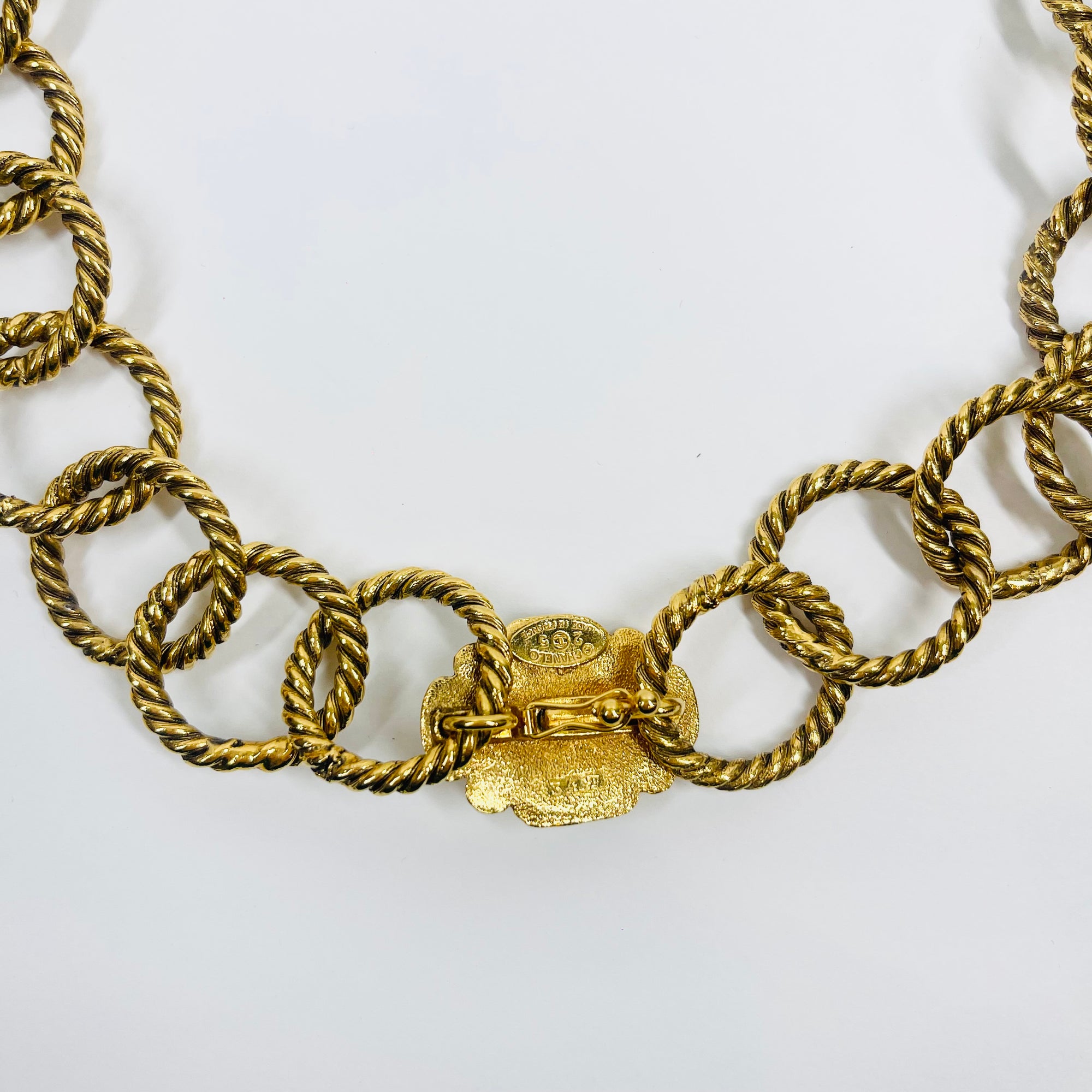 LIMITED EDITION 2005 CHANEL RED GRIPOIX MEDALLION PENDANT WITH FILIGREE HOOP LINKS NECKLACE