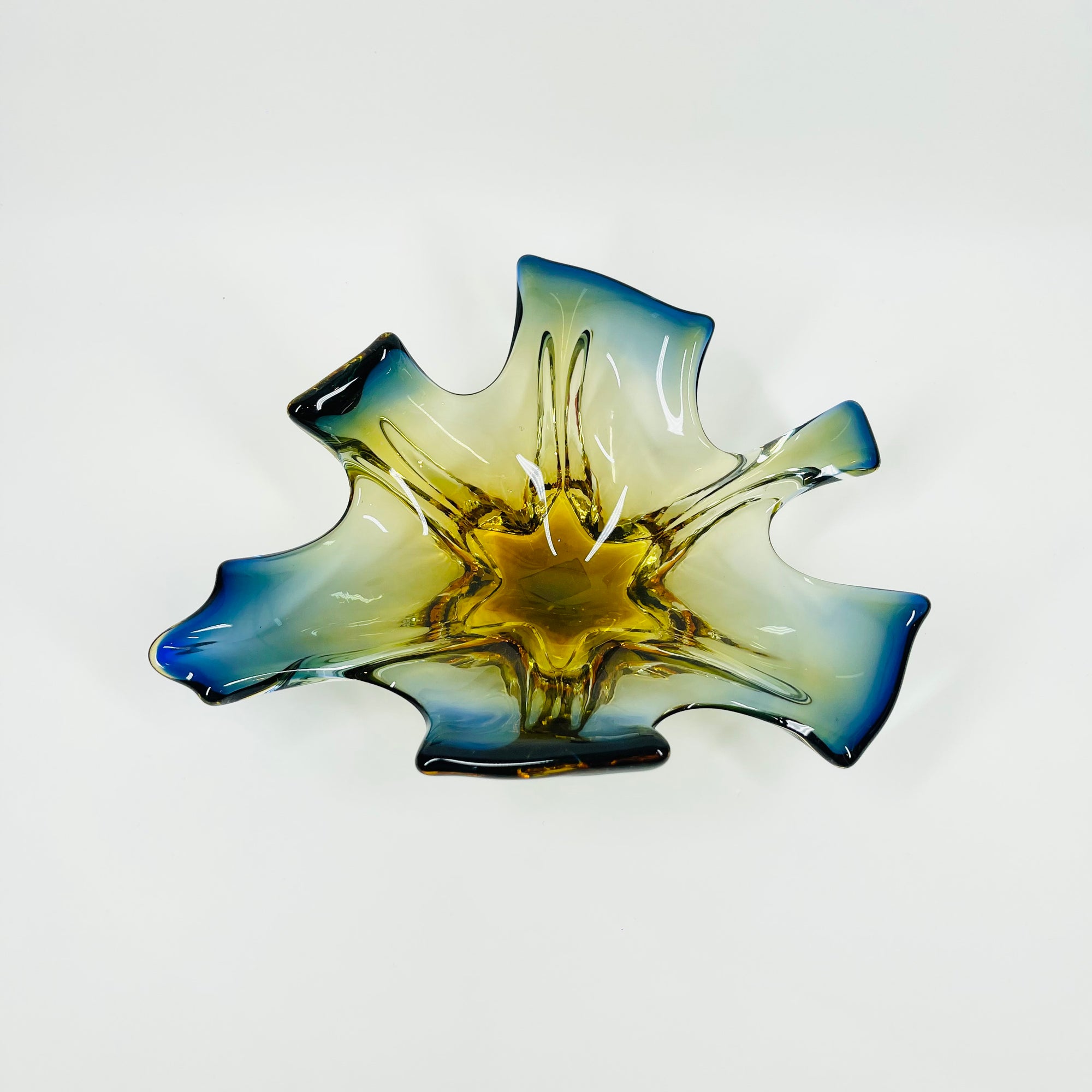 1950s MURANO AMBER BLUE OMBRE GLASS PINCHED LEAF BOWL/ASHTRAY