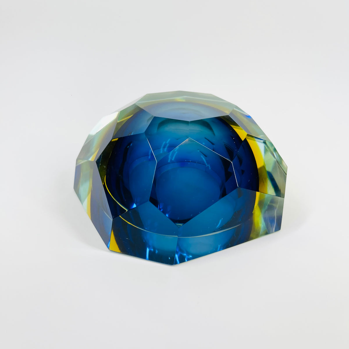 1950s MURANO MANDRUZZATO COBALT BLUE AMBER SOMMERSO DIAMOND FACETED GLASS BOWL