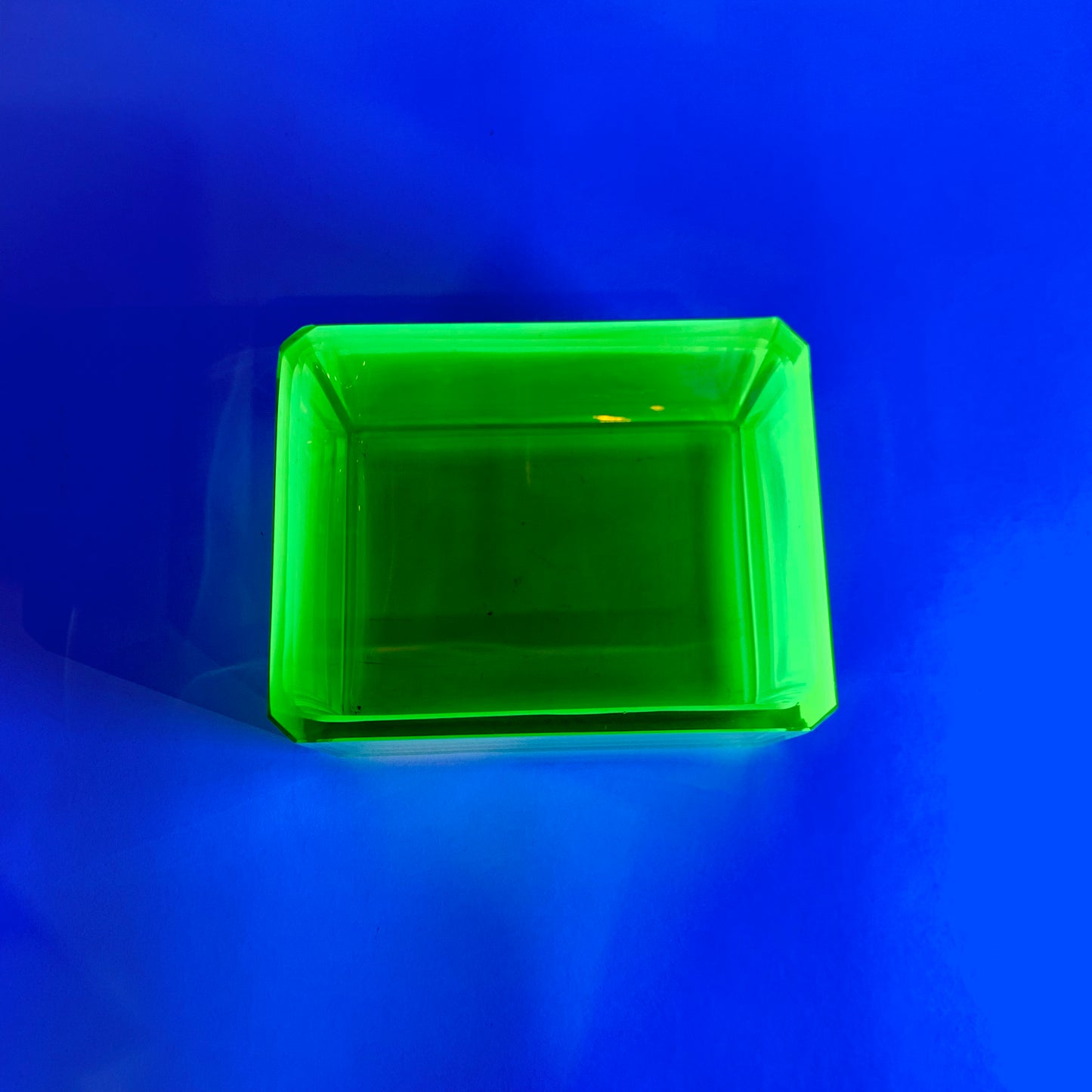 ART DECO URANIUM GLASS BOX