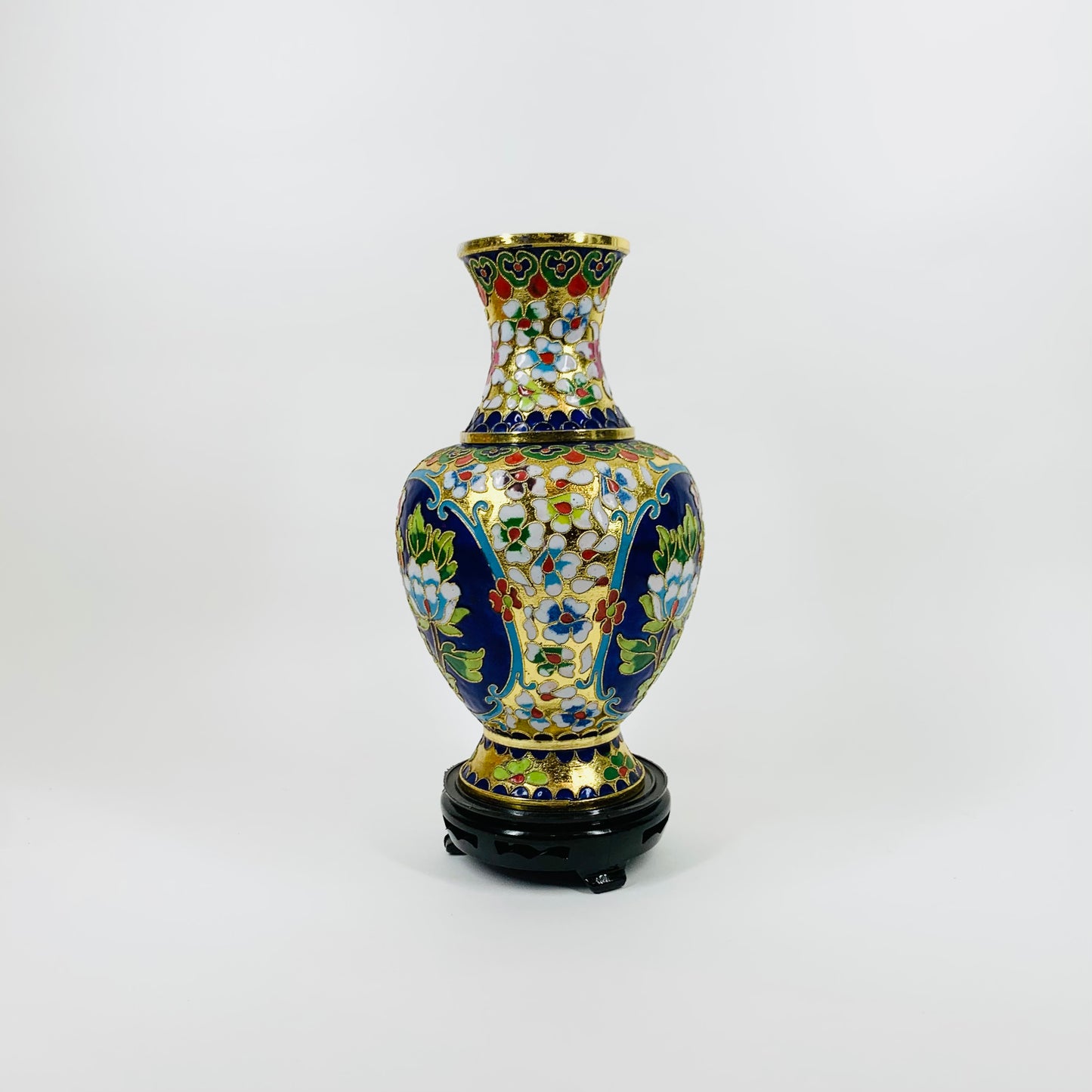 VINTAGE CHINESE CLOISONNÉ VASE