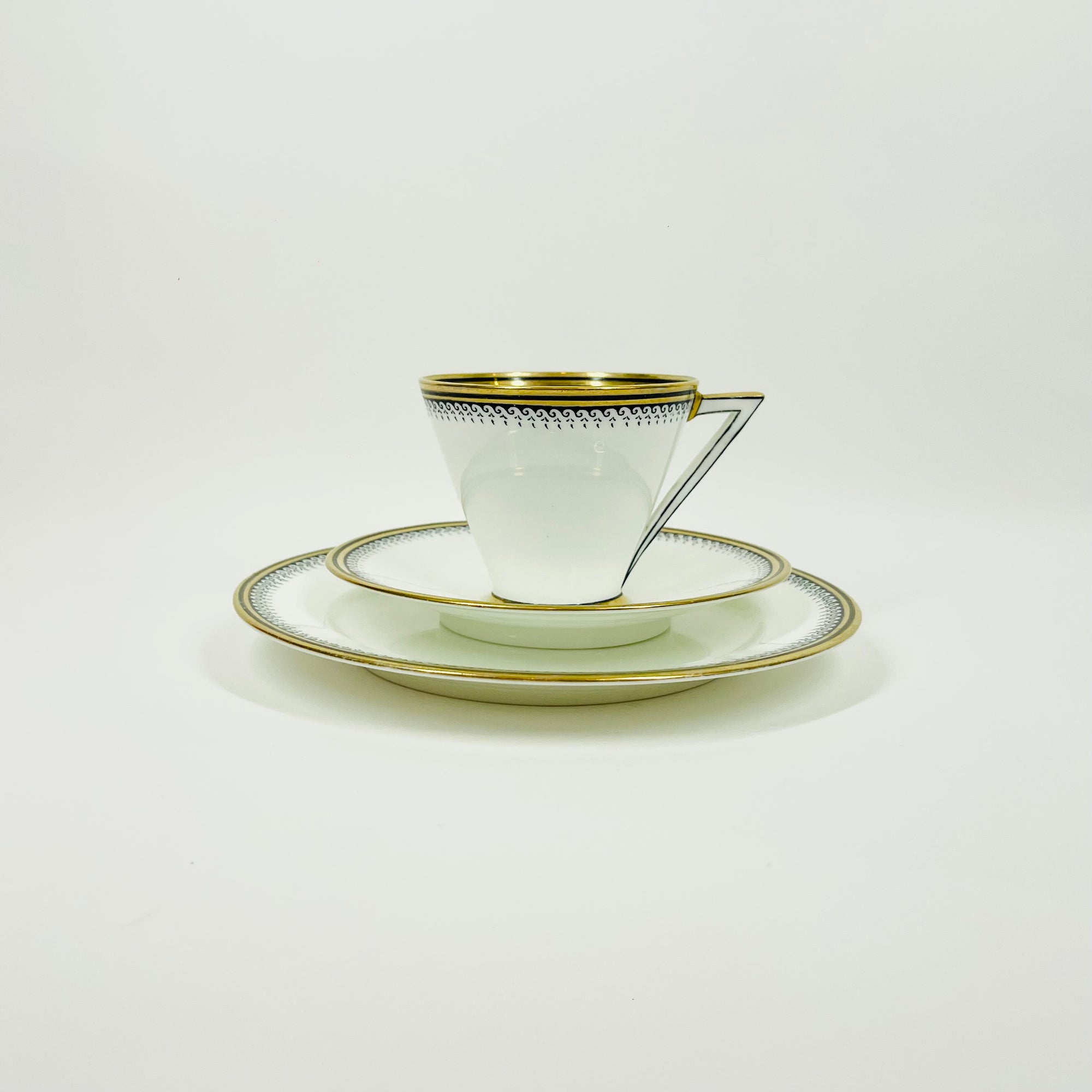 ANTIQUE ART DECO HEINRICH H &amp; CO. SELB BAVARIA IMPERIAL TEA CUP AND SAUCER SET