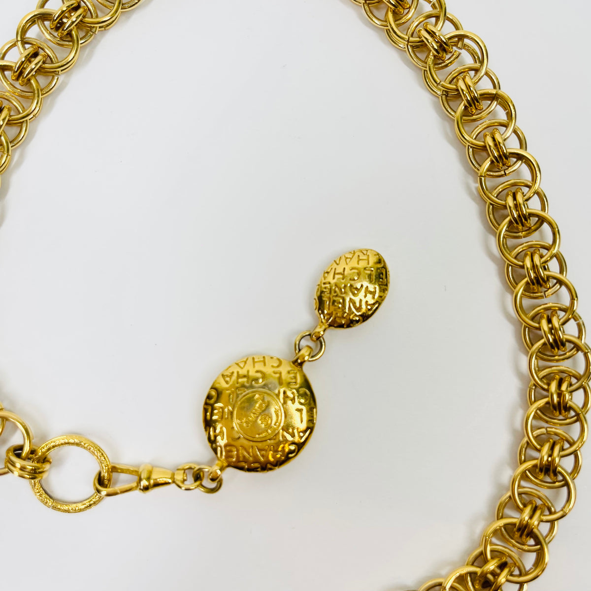 1980s CHANEL FANCY LINKS MADEMOISELLE PENDANT NECKLACE