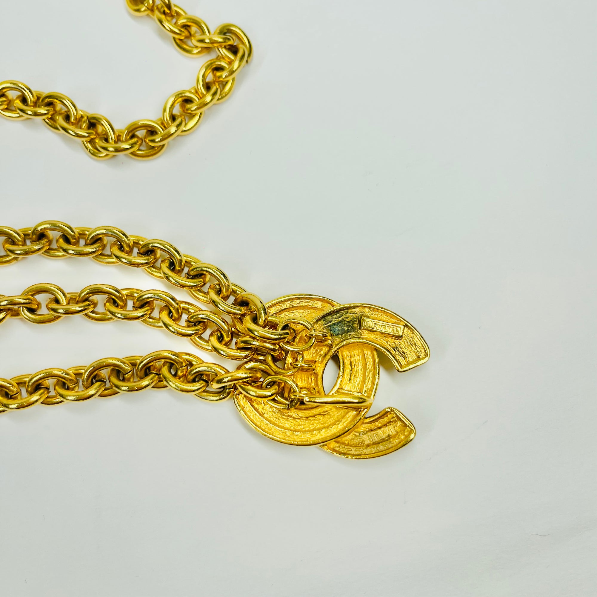 1990s CHANEL MATELASSE GOLD PLATED LOGO BELT